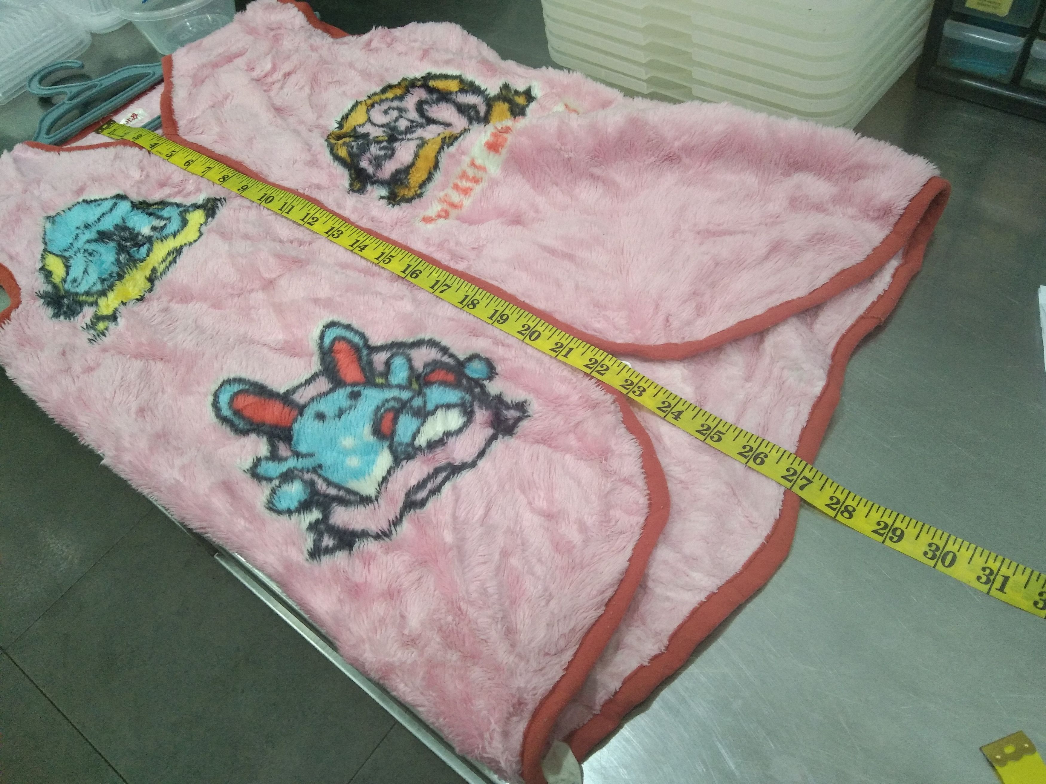 Pokemon POKEMON FLUFFY YARN SLEEVELESS JACKET Size S / US 4 / IT 40 - 6 Thumbnail