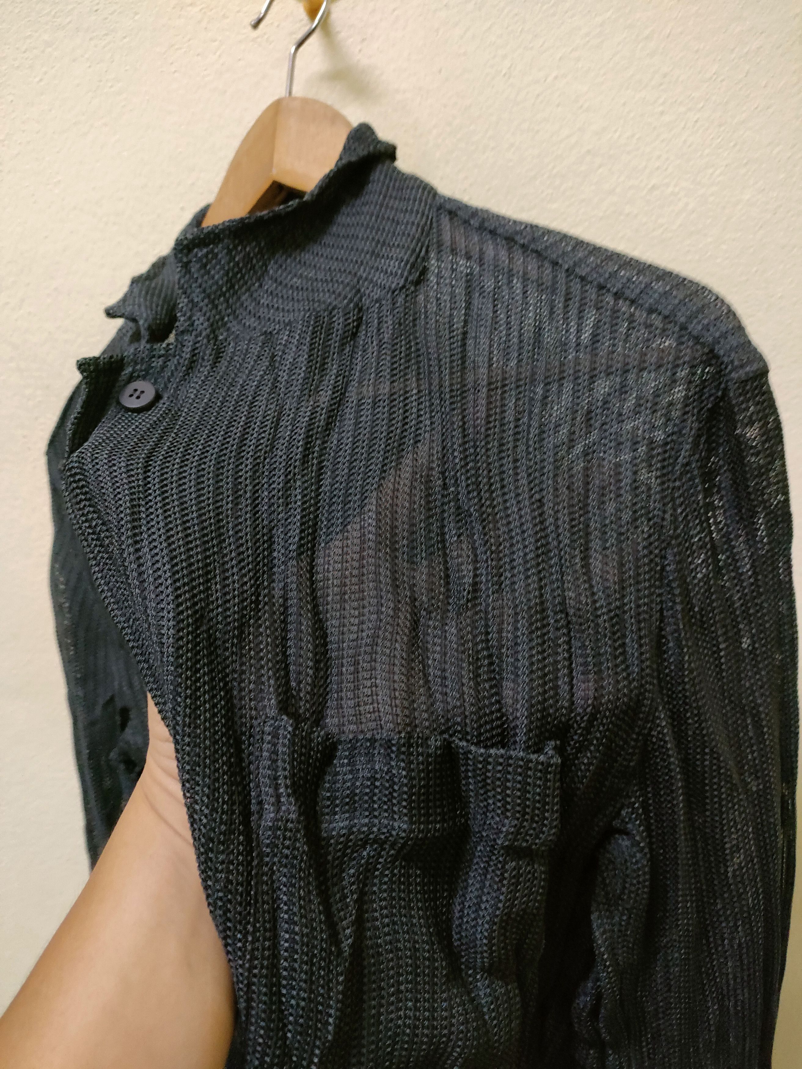 Issey Miyake Issey Miyake Men Net Button Ups Size US L / EU 52-54 / 3 - 9 Thumbnail
