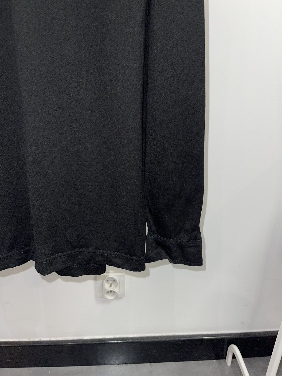 Dior Vintage Christian Dior Black Longsleeve T-Shirt Size US L / EU 52-54 / 3 - 3 Thumbnail