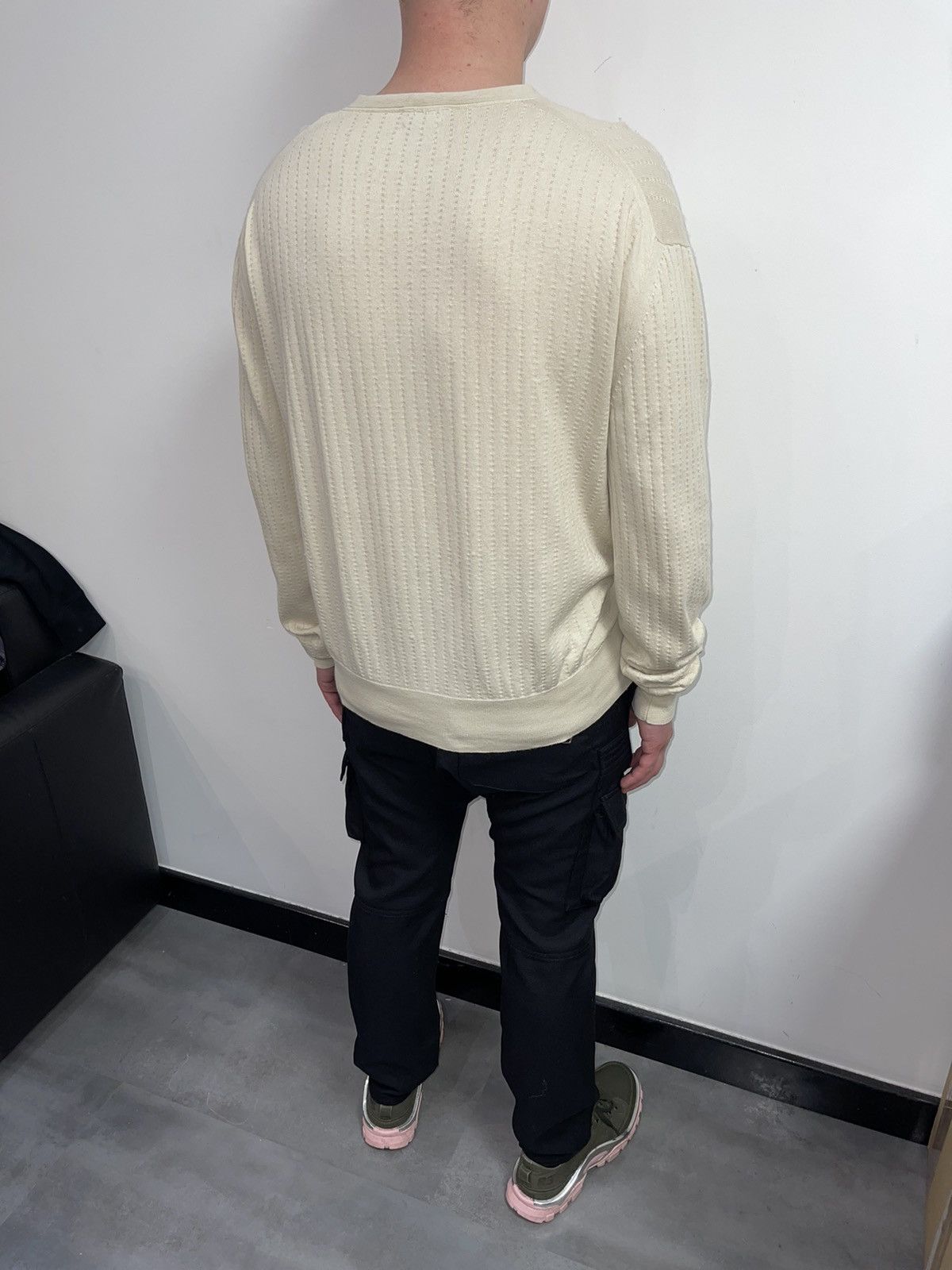 Tom Ford Tom Ford Cream White Striped Cashmere V-Neck Sweater Size US XL / EU 56 / 4 - 8 Thumbnail