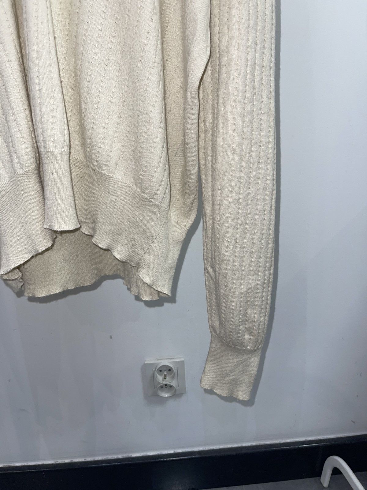 Tom Ford Tom Ford Cream White Striped Cashmere V-Neck Sweater Size US XL / EU 56 / 4 - 3 Thumbnail