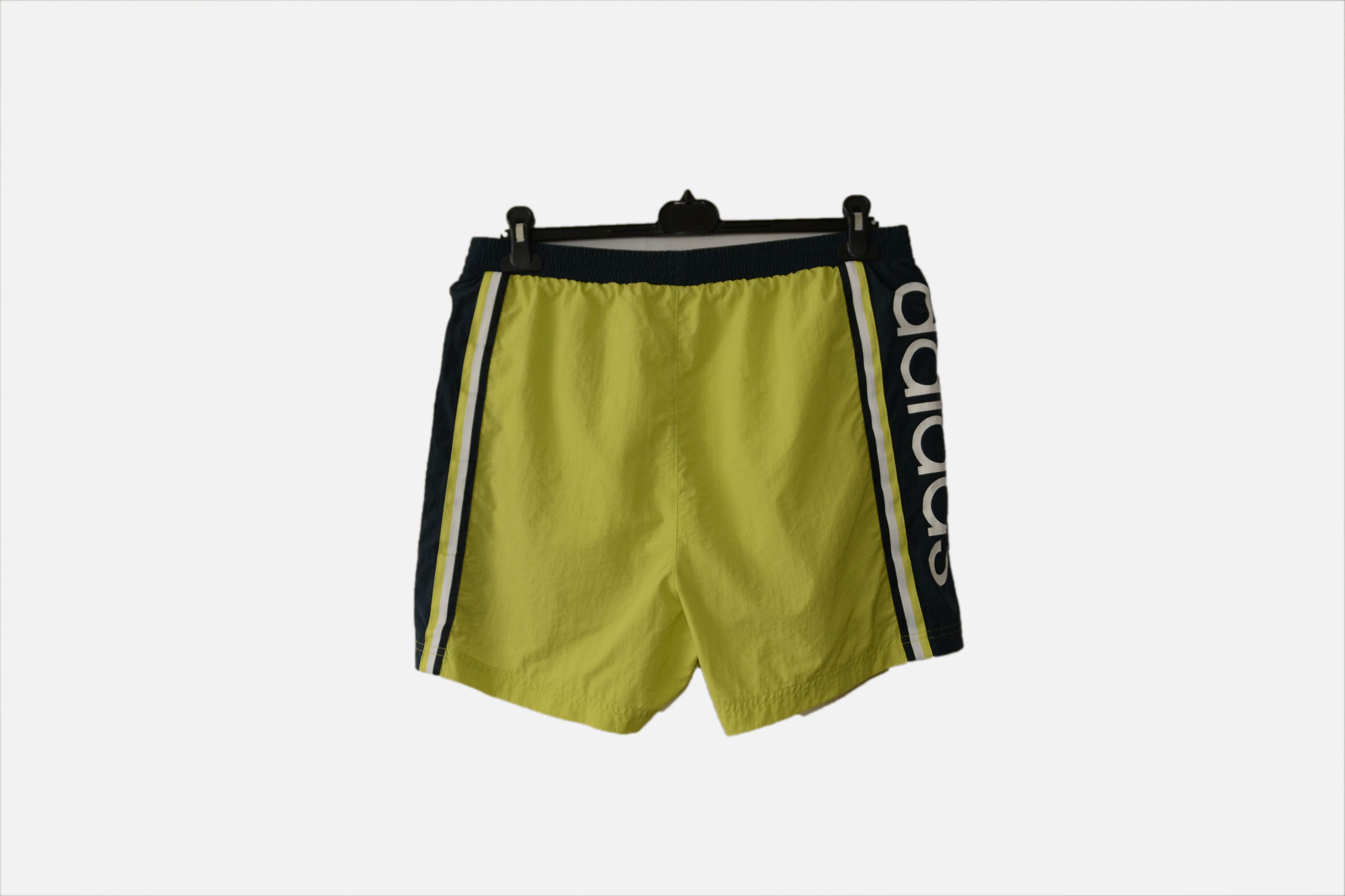 Adidas × Vintage Vintage Adidas Shorts Size L Size US 34 / EU 50 - 2 Thumbnail