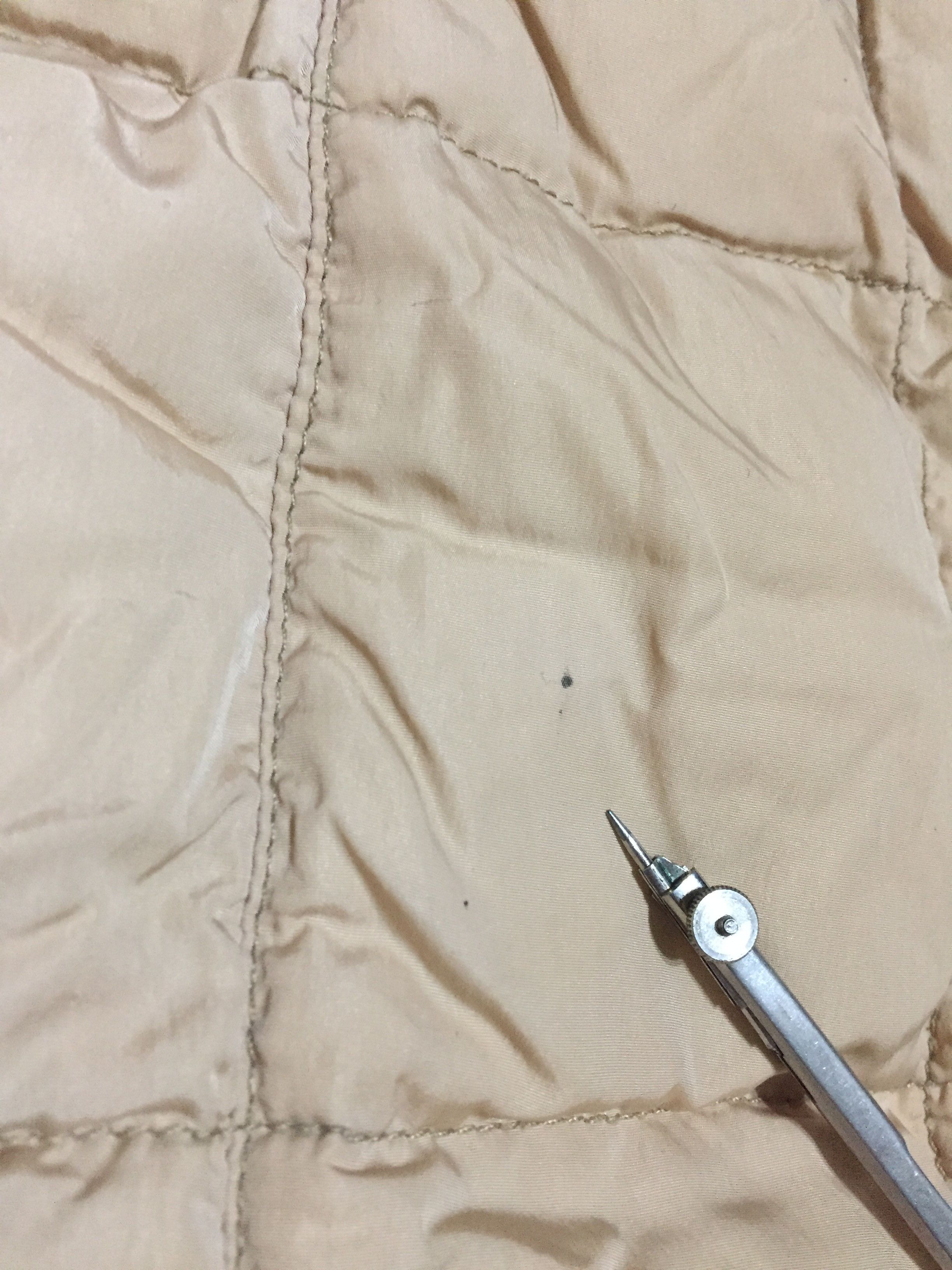 Moncler Women's Beige Down Jacket Vintage Giubbotto Grenoble Size XS / US 0-2 / IT 36-38 - 10 Thumbnail