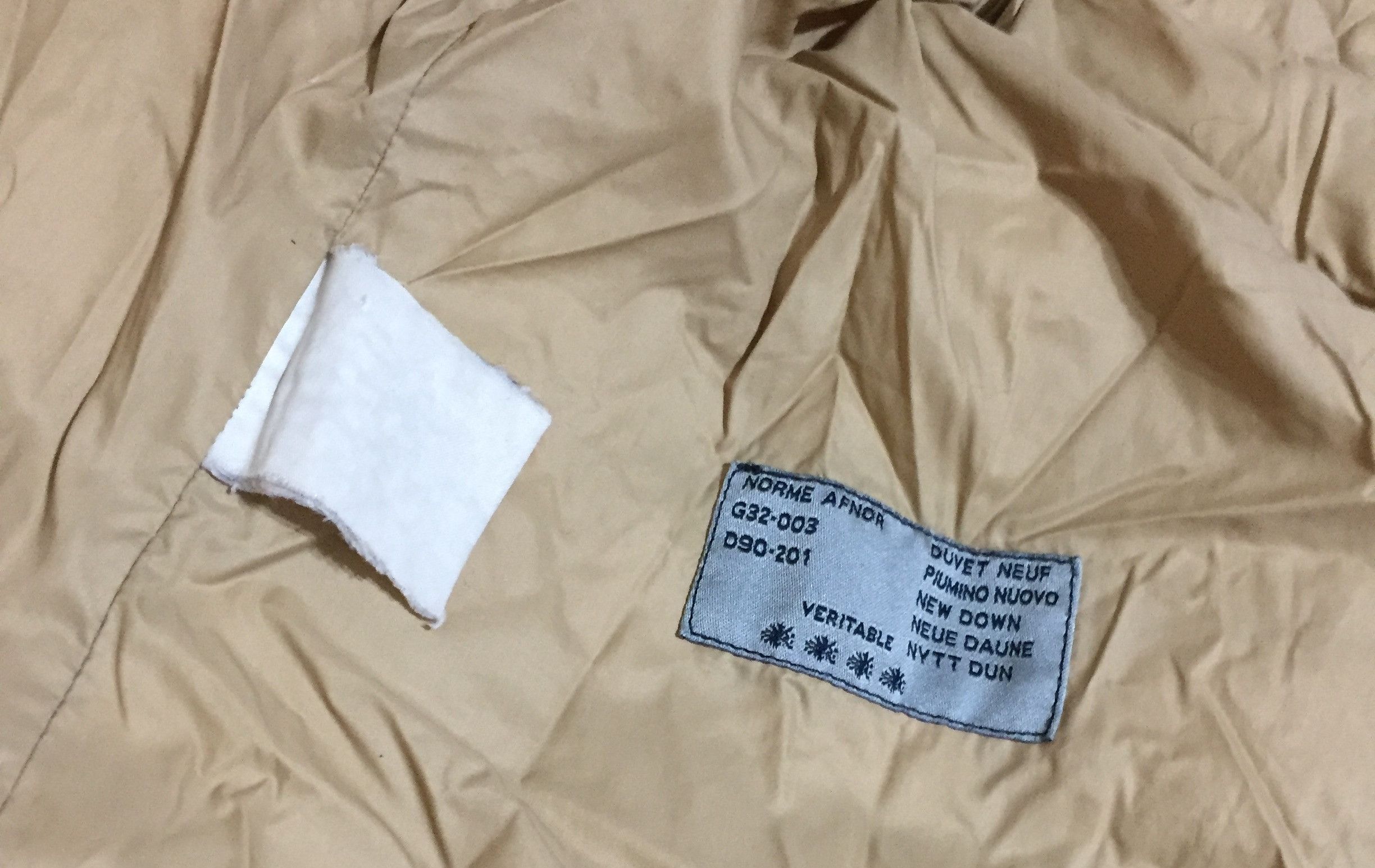 Moncler Women's Beige Down Jacket Vintage Giubbotto Grenoble Size XS / US 0-2 / IT 36-38 - 8 Thumbnail