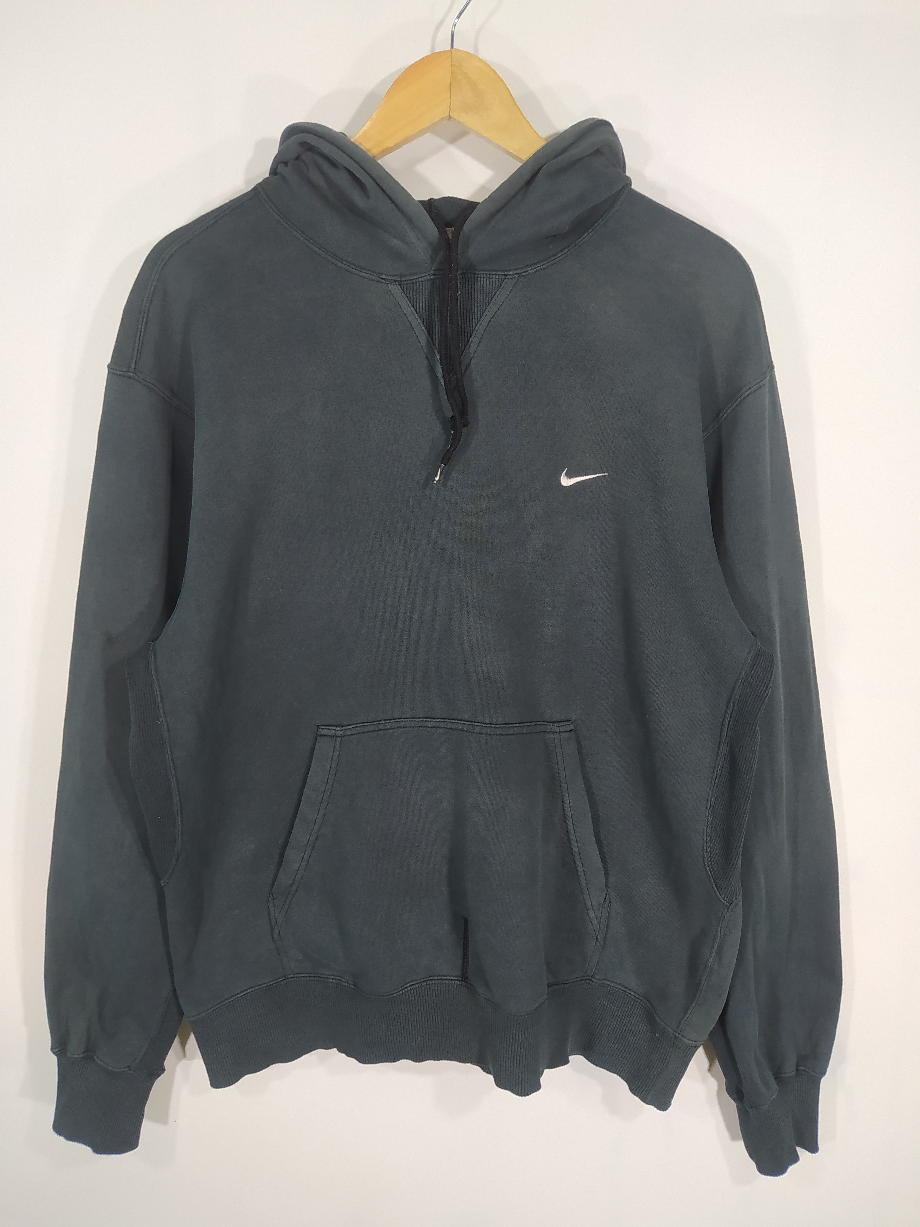 Nike × Vintage Vintage nike faded hoodie Size US L / EU 52-54 / 3 - 1 Thumbnail