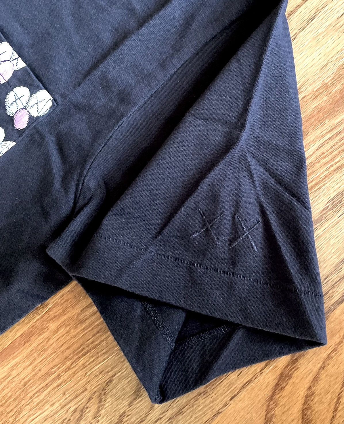 Kaws × Uniqlo Medium UT Black Pink BFF Pocket Kaws Tee Shirt Figure First Size US M / EU 48-50 / 2 - 3 Thumbnail