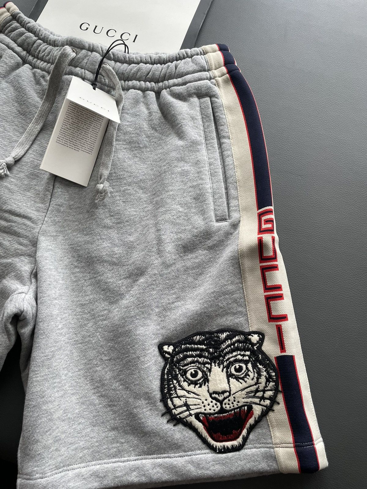 Gucci Brand New Limited Super Runway Tiger Gucci Track Shorts Size US 29 - 24 Thumbnail