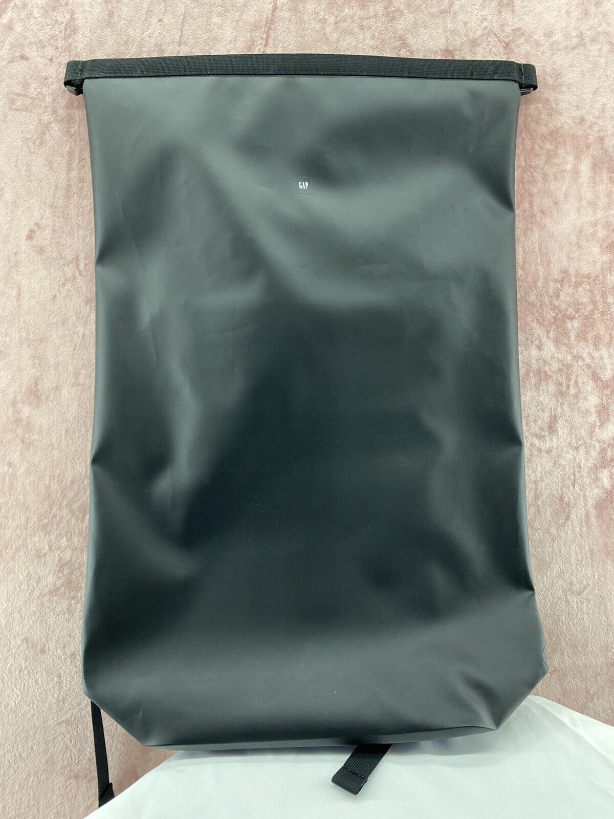 Gap × Yeezy YEEZY X GAP black snake bag engineered by Balenciaga