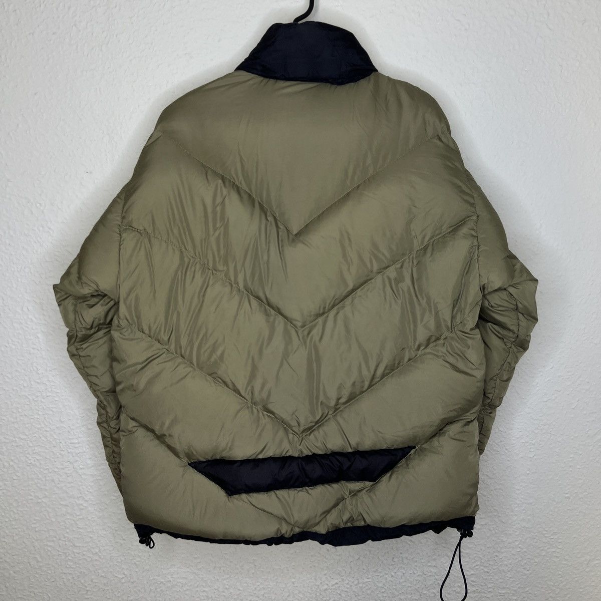 The North Face × Vintage The North Face Nuptse 600 Khaki Black Logo Puffer Size US M / EU 48-50 / 2 - 8 Thumbnail