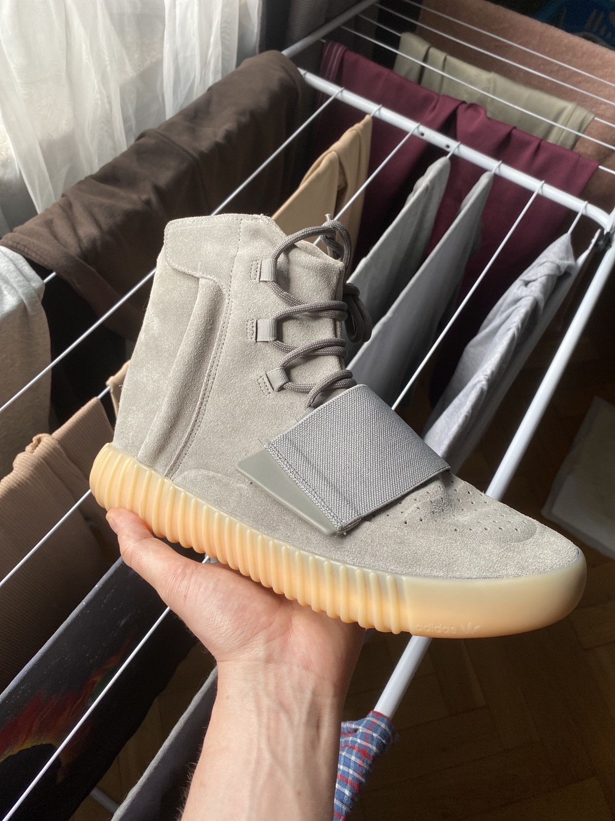 Adidas × Kanye West VNDS YEEZY 750 GREY GUM PERFECT CONTITION Size US 10 / EU 43 - 23 Thumbnail