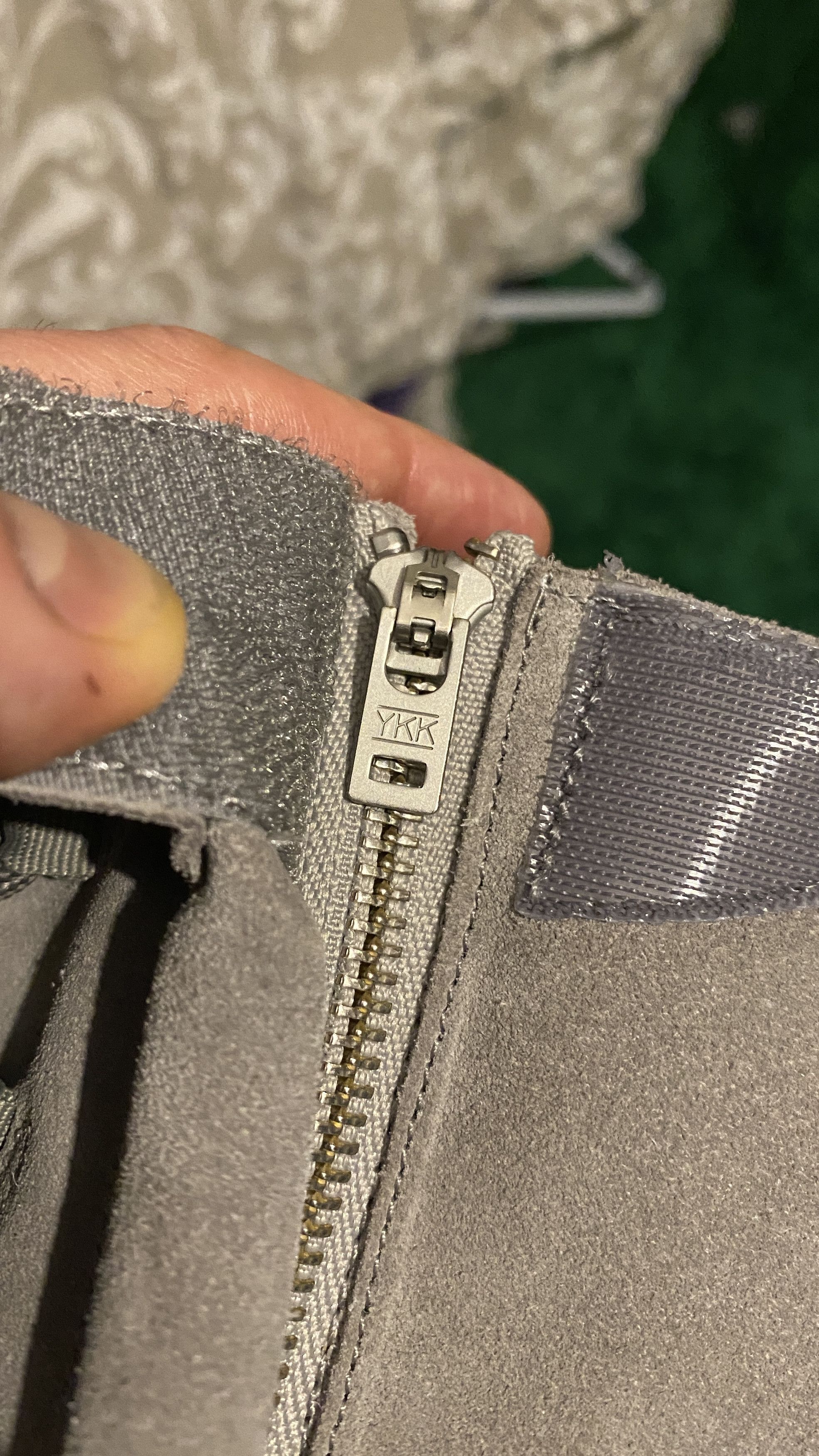 Adidas × Kanye West VNDS YEEZY 750 GREY GUM PERFECT CONTITION Size US 10 / EU 43 - 11 Thumbnail