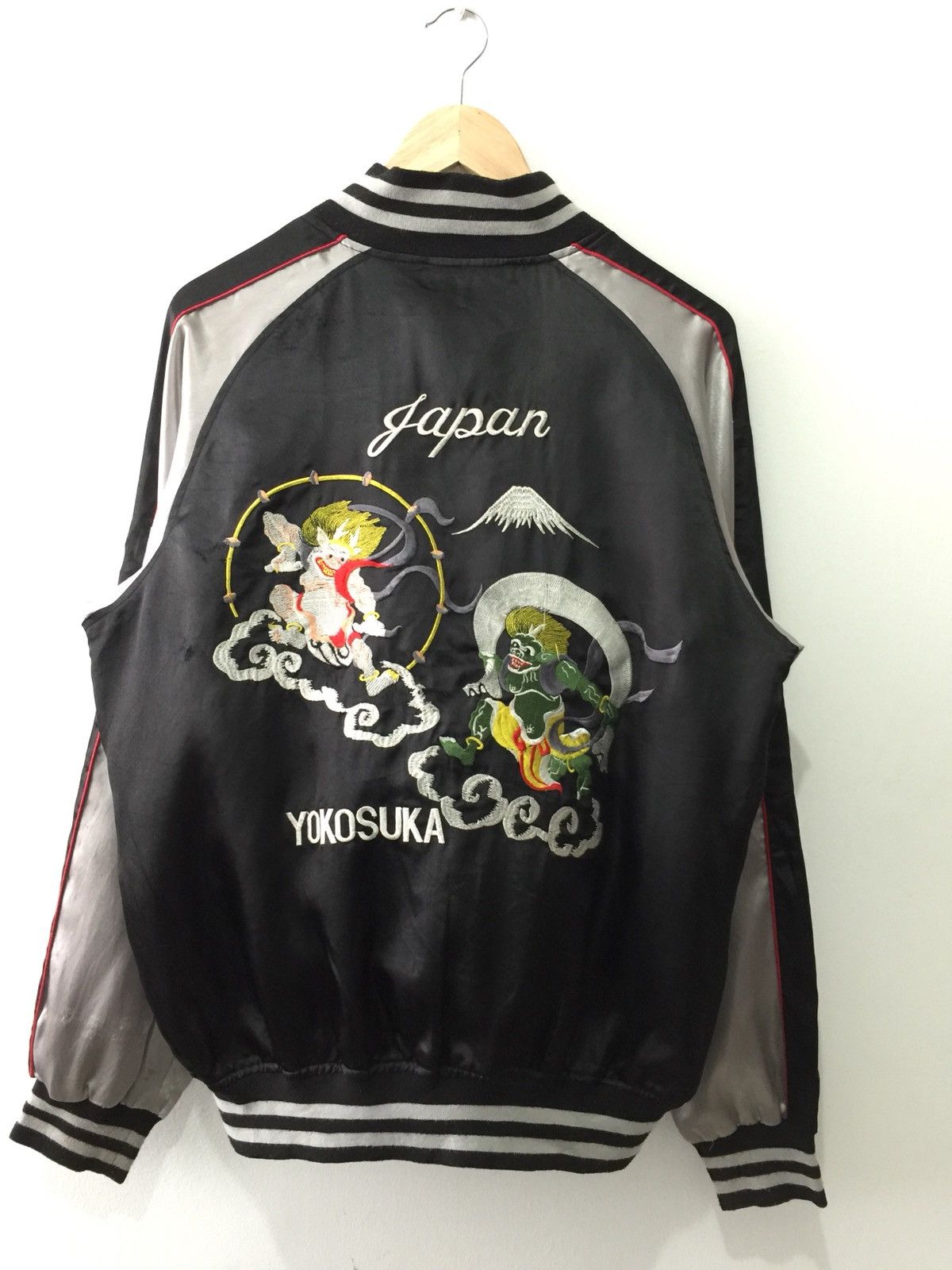 Japanese Brand Sukajan Embroidered Jacket Yososuka Japan Size US L / EU 52-54 / 3 - 1 Thumbnail