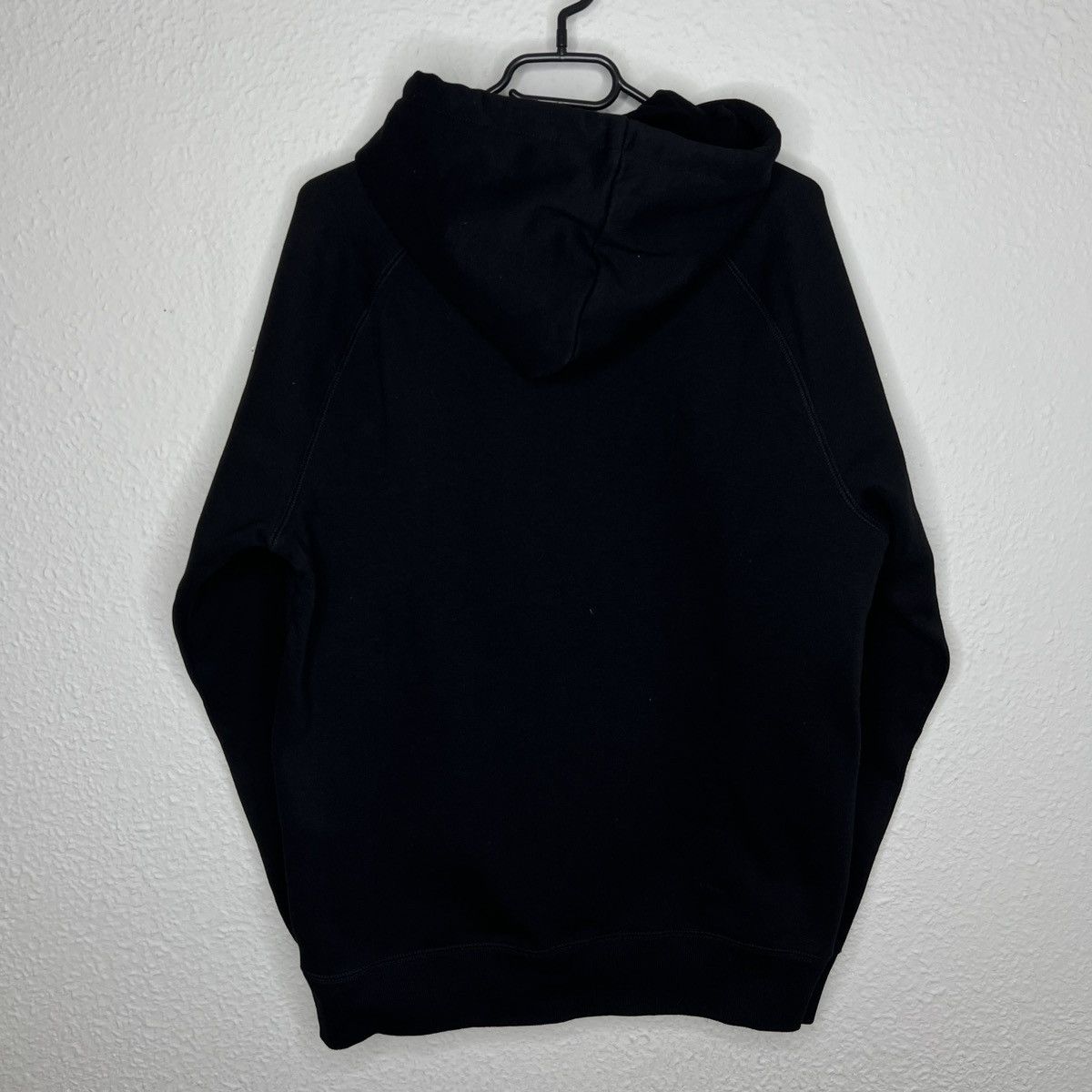 Carhartt × Carhartt Wip Carhartt WiP Black Hoodie Gold Logo Hooded Chase Sweat Size US M / EU 48-50 / 2 - 7 Thumbnail