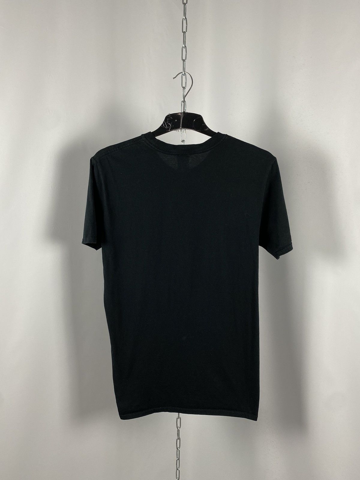 Band Tees Disney drake T-shirts vintage big logo movie band tee size L Size US L / EU 52-54 / 3 - 6 Thumbnail