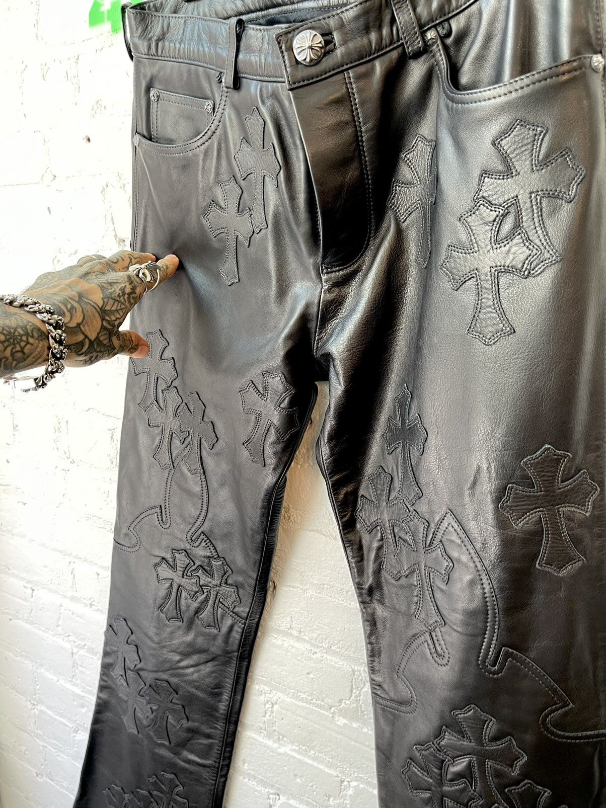 Chrome Hearts Chrome Hearts 70 Patch Black Leather Jeans Pants SZ 34 NEW Size US 34 / EU 50 - 3 Thumbnail