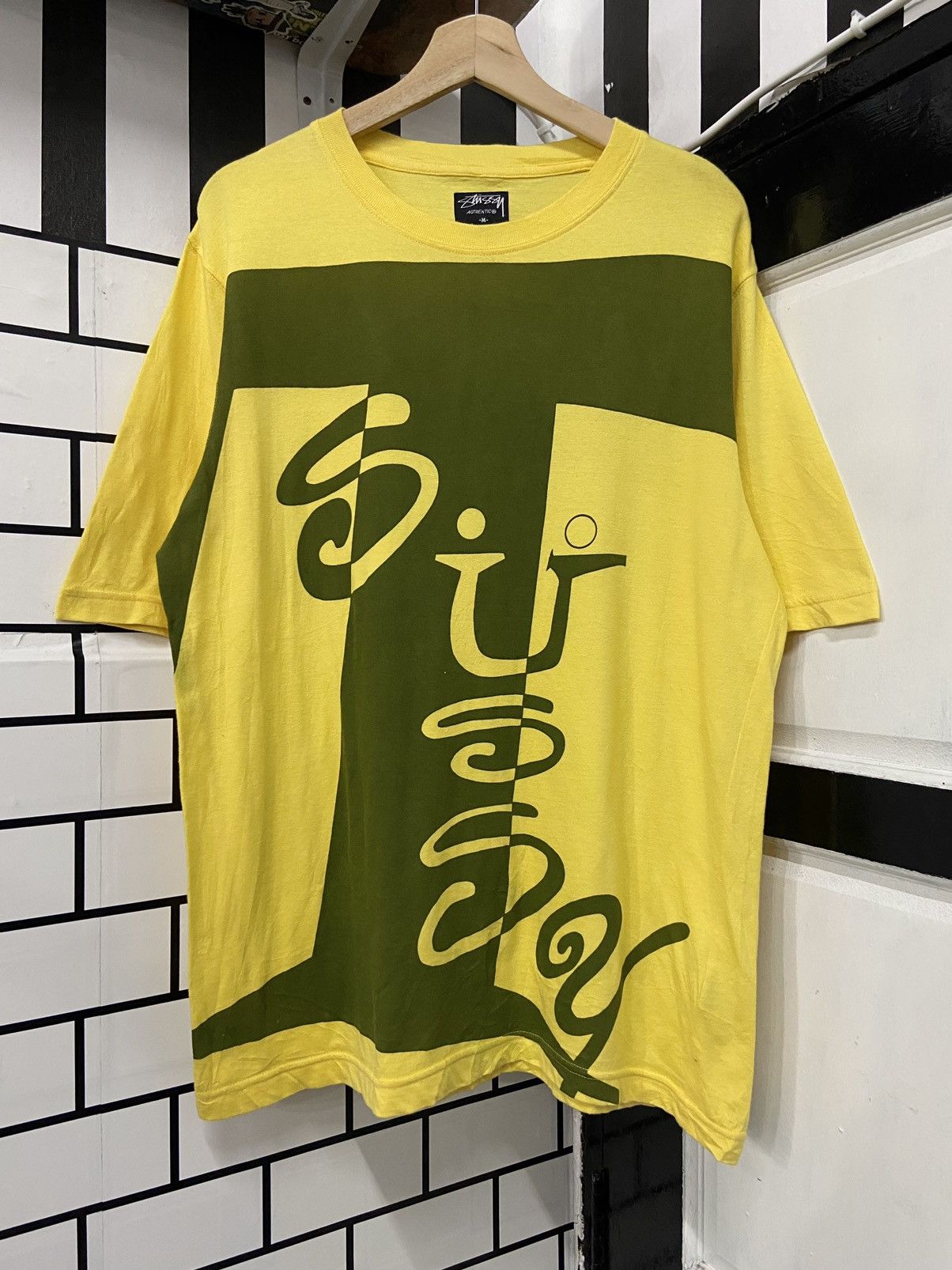 Stussy × Vintage Vintage Stussy Script Overprinted Tshirt Size US L / EU 52-54 / 3 - 1 Thumbnail