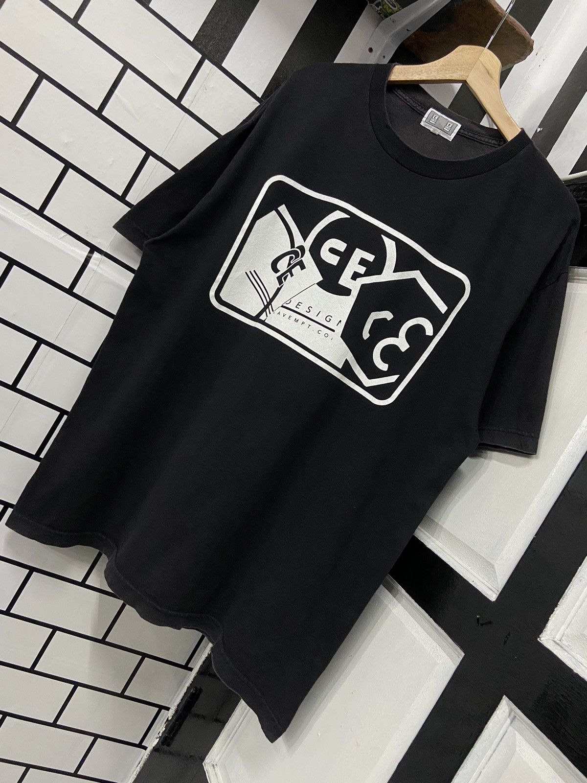 Cav Empt × Vintage Vintage Cav Empt Sun Faded Tshirt Size US L / EU 52-54 / 3 - 3 Thumbnail