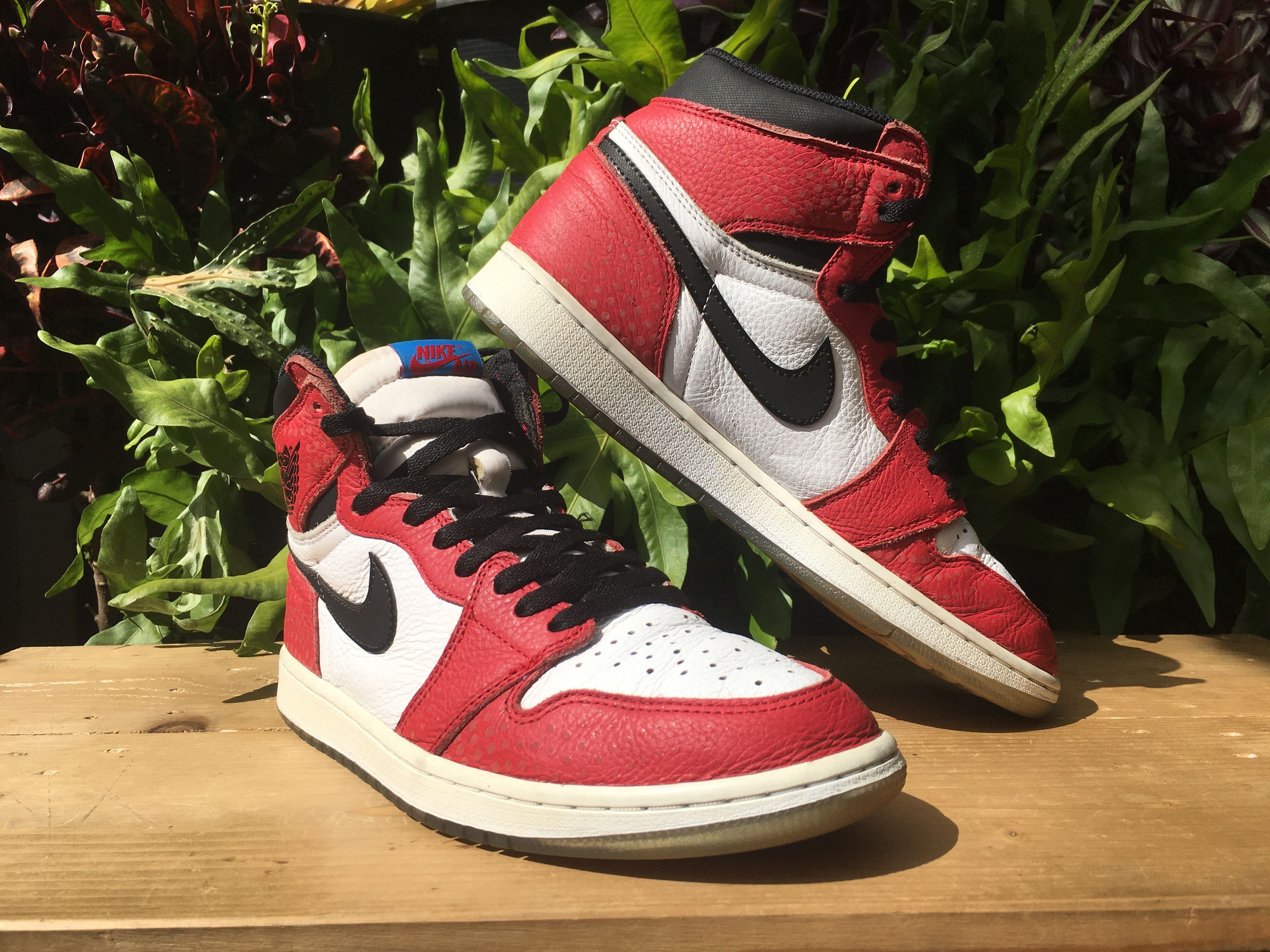 Jordan Brand × Nike 🔥 Nike Air Jordan 1 Retro High OG Spider Man Origin Story Size US 10 / EU 43 - 4 Thumbnail