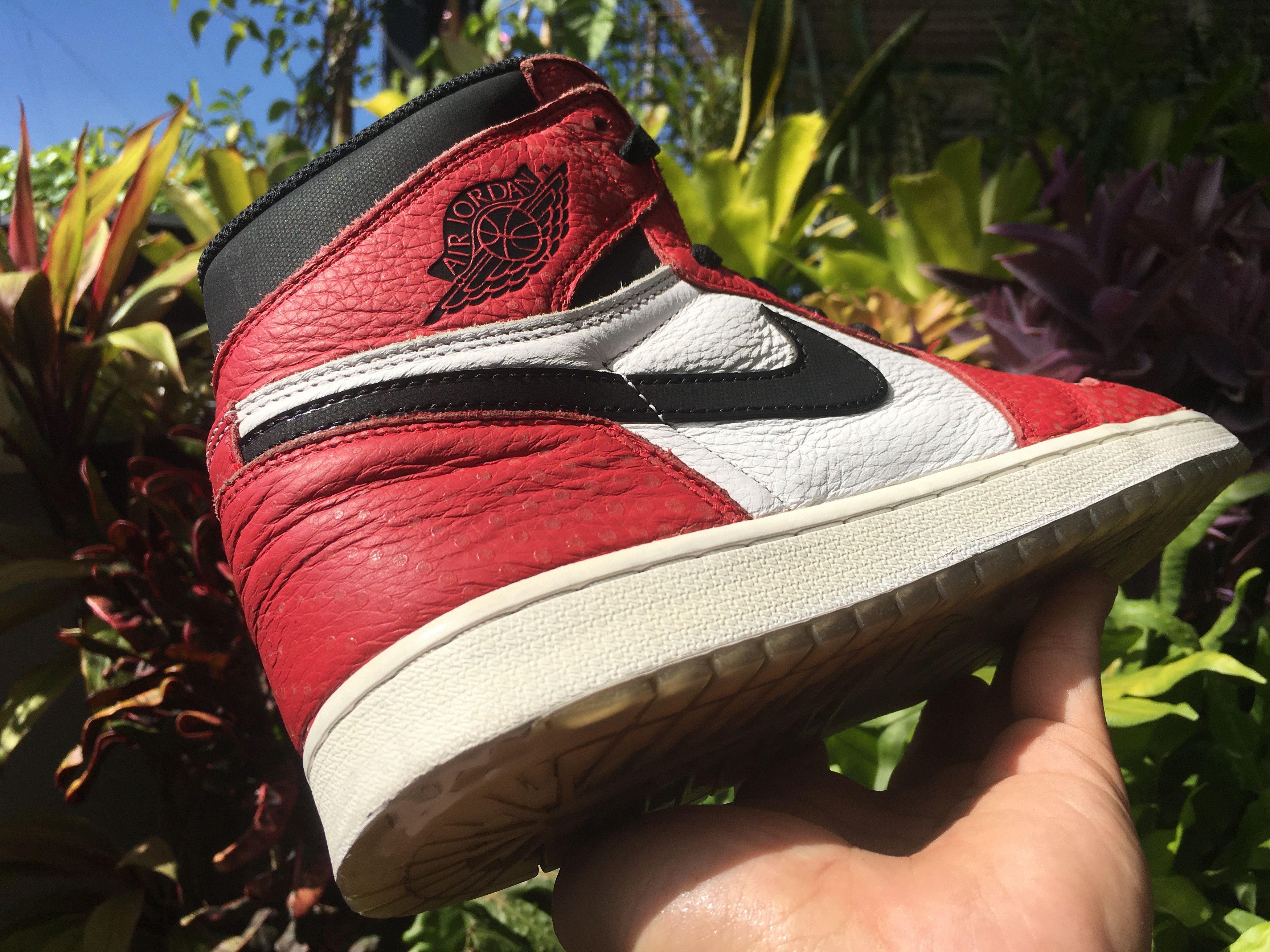 Jordan Brand × Nike 🔥 Nike Air Jordan 1 Retro High OG Spider Man Origin Story Size US 10 / EU 43 - 24 Thumbnail