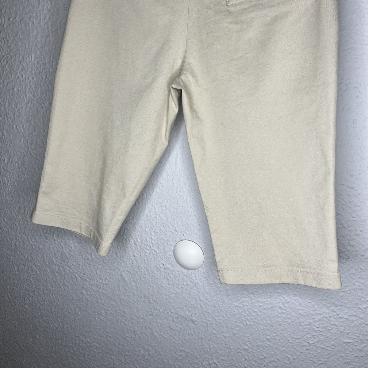 Prada Prada Bermuda Shorts Beige Logo Stripe Label Size 27" / US 4 / IT 40 - 4 Thumbnail