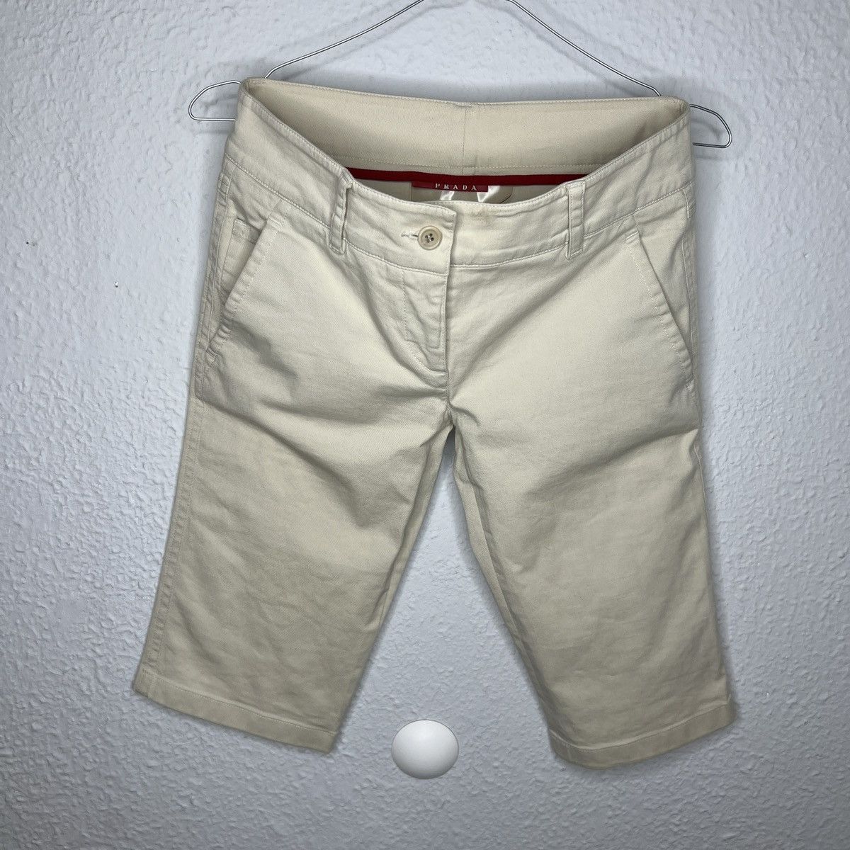 Prada Prada Bermuda Shorts Beige Logo Stripe Label Size 27" / US 4 / IT 40 - 6 Thumbnail