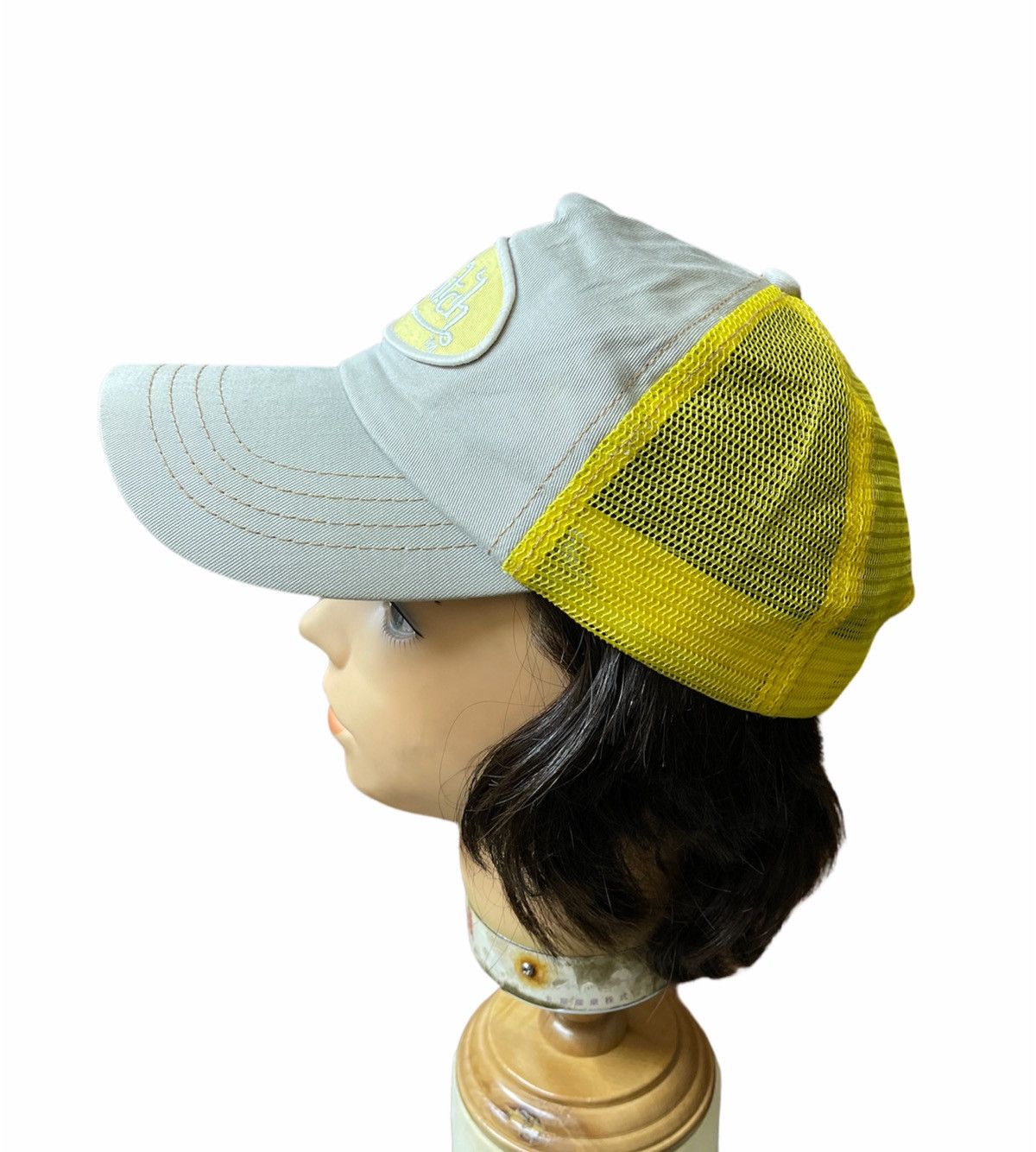 Von Dutch Rare Von Dutch Trucker Hats Size ONE SIZE - 2 Thumbnail