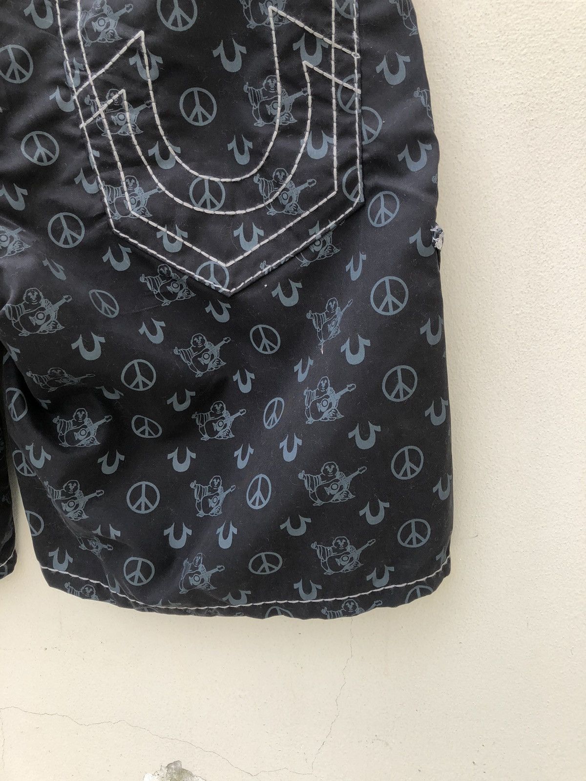 True Religion Vintage NWT True Religion Monogram Swimwear Surf Short Pant Size US 33 - 15 Thumbnail