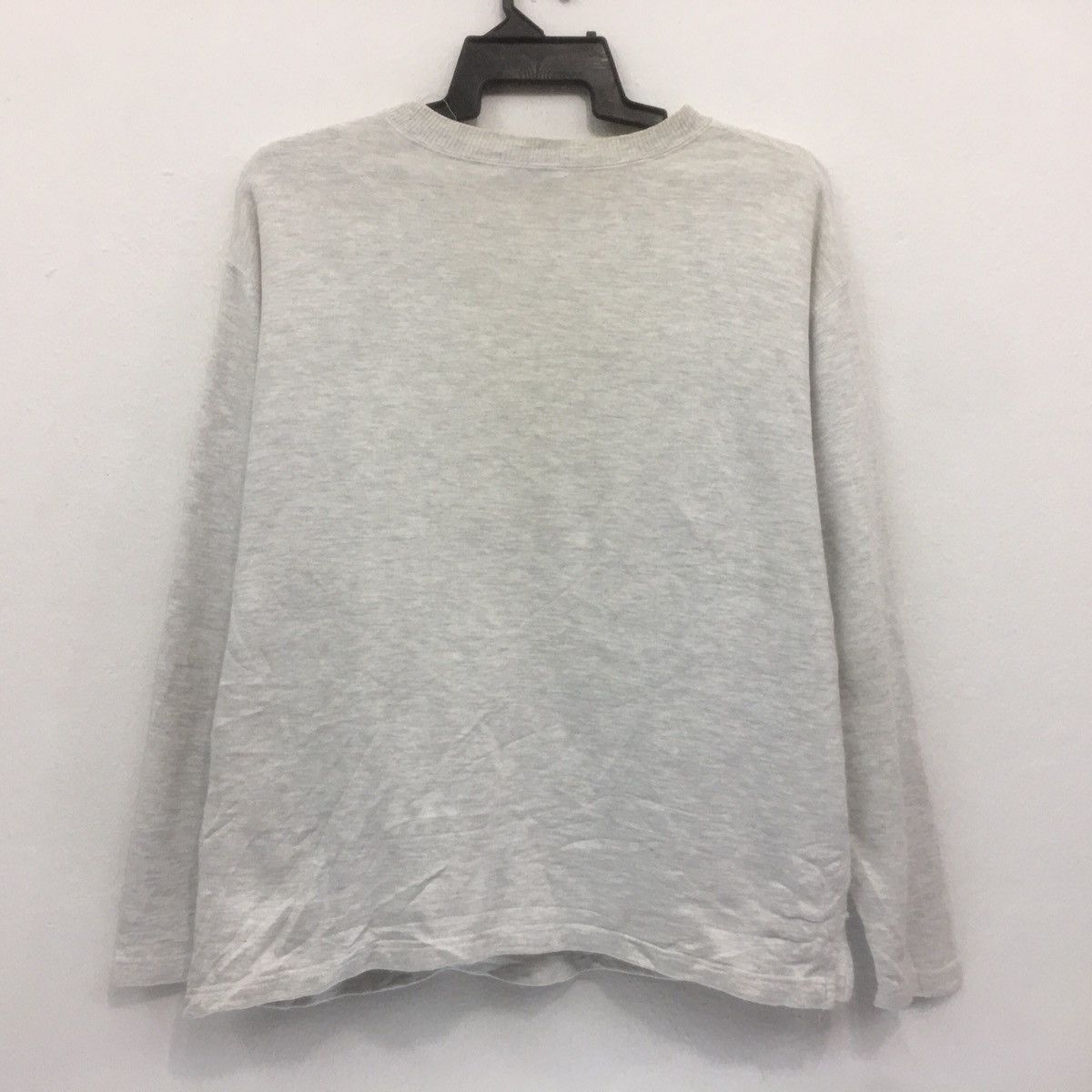 Disney × Mickey Mouse × Other Vintage Walt Disney Production Mickey Mouse Merry Christmas Size US M / EU 48-50 / 2 - 7 Thumbnail
