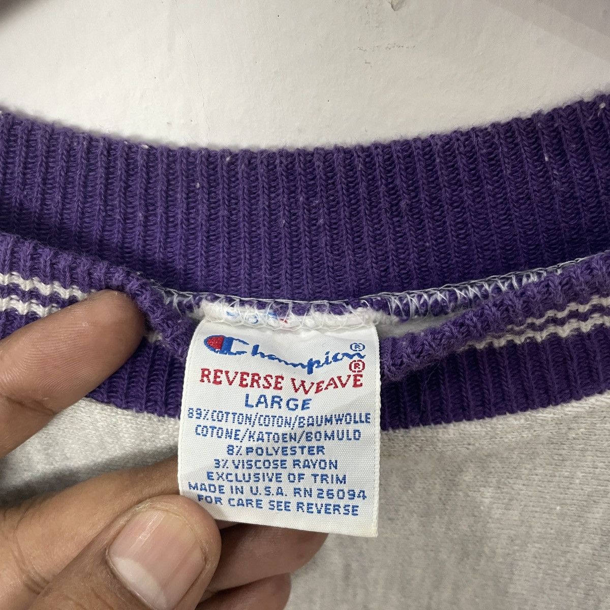 Champion Vintage Champion Reverse Weave Embroidery Logo Sweatshirt Size US L / EU 52-54 / 3 - 5 Thumbnail