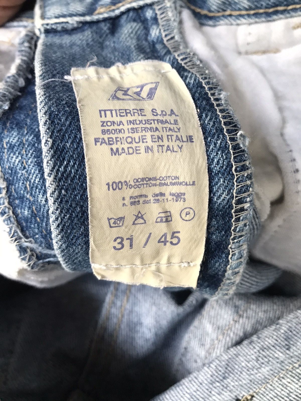 Versace Jeans Couture × Vintage Made In Italy Vintage Versace Jeans Couture Jeans Size US 29 - 15 Thumbnail