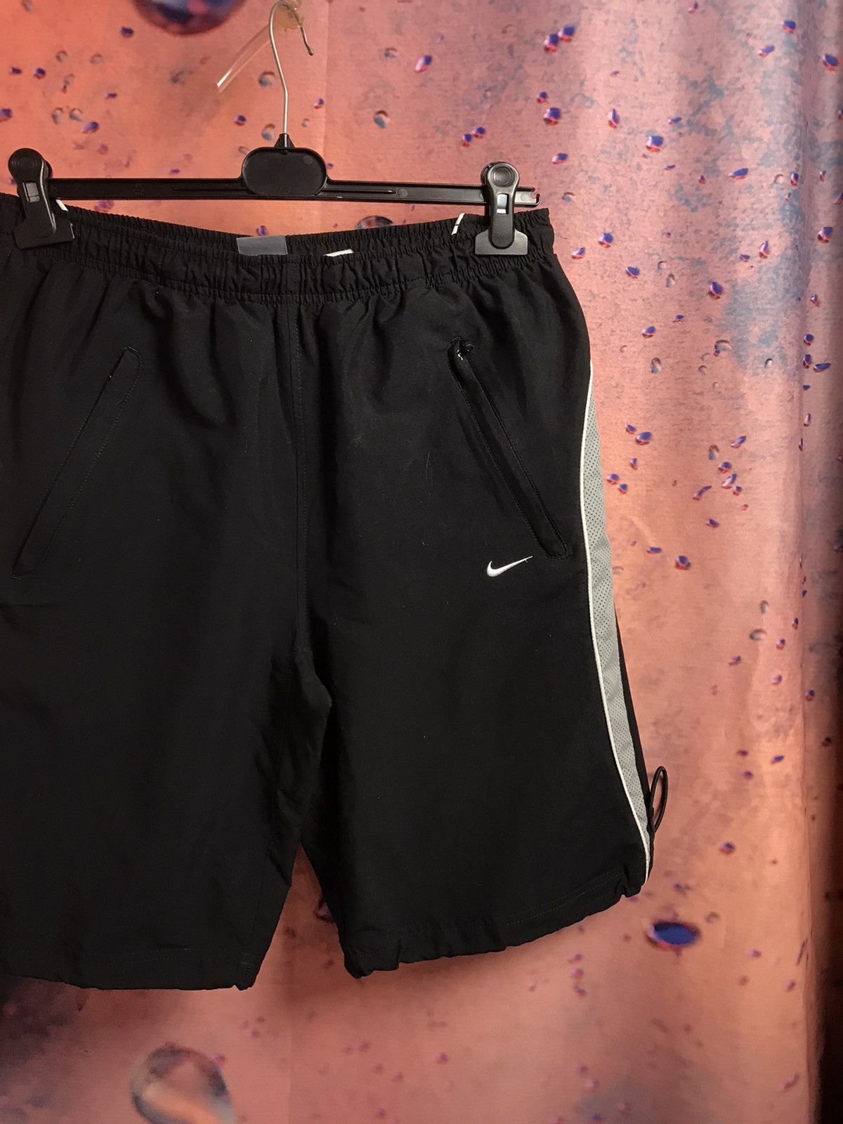 Nike × Vintage Vintage Nike streetwear shorts Size US 34 / EU 50 - 1 Thumbnail