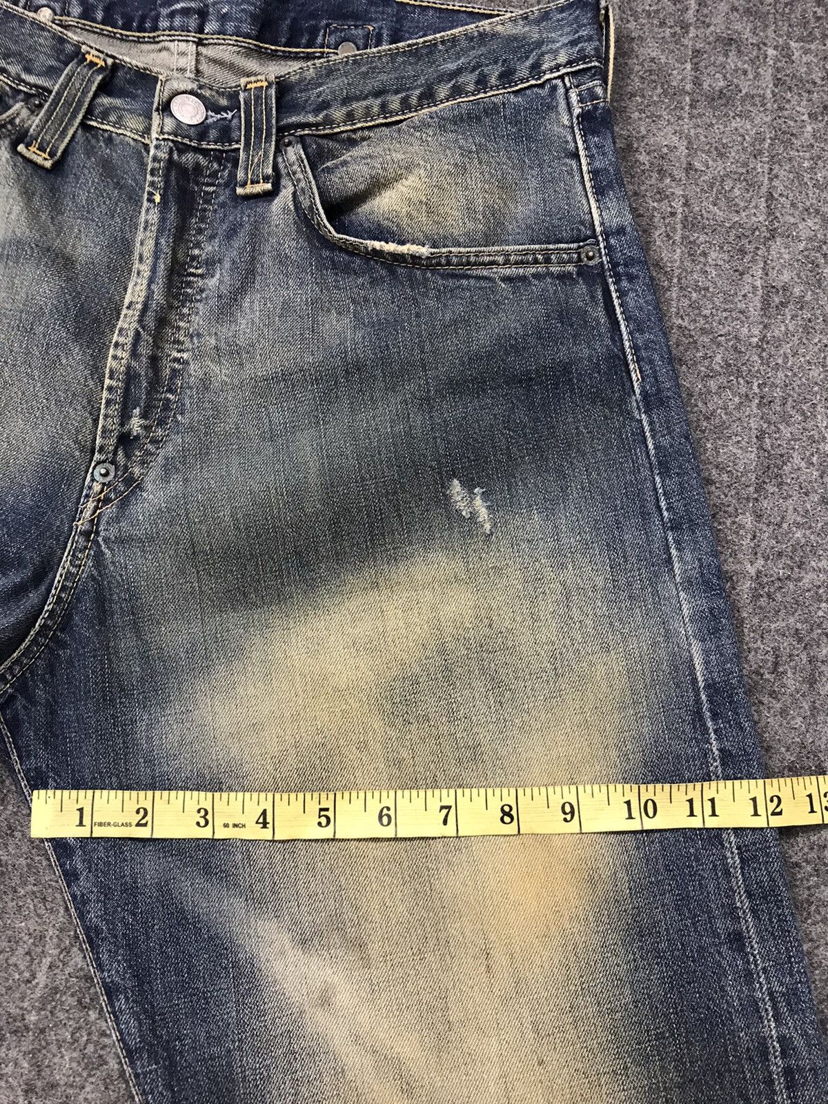 Levi's × Vintage Vintage Levi’s Distressed Design Buckle Back Denim Jeans Size US 33 - 21 Thumbnail