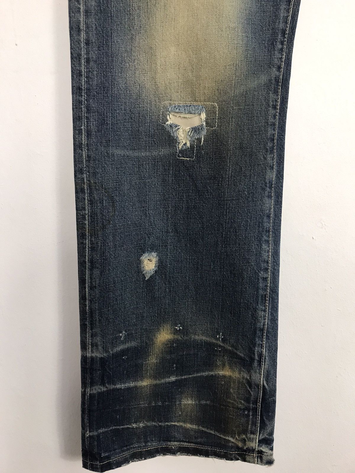 Levi's × Vintage Vintage Levi’s Distressed Design Buckle Back Denim Jeans Size US 33 - 5 Thumbnail