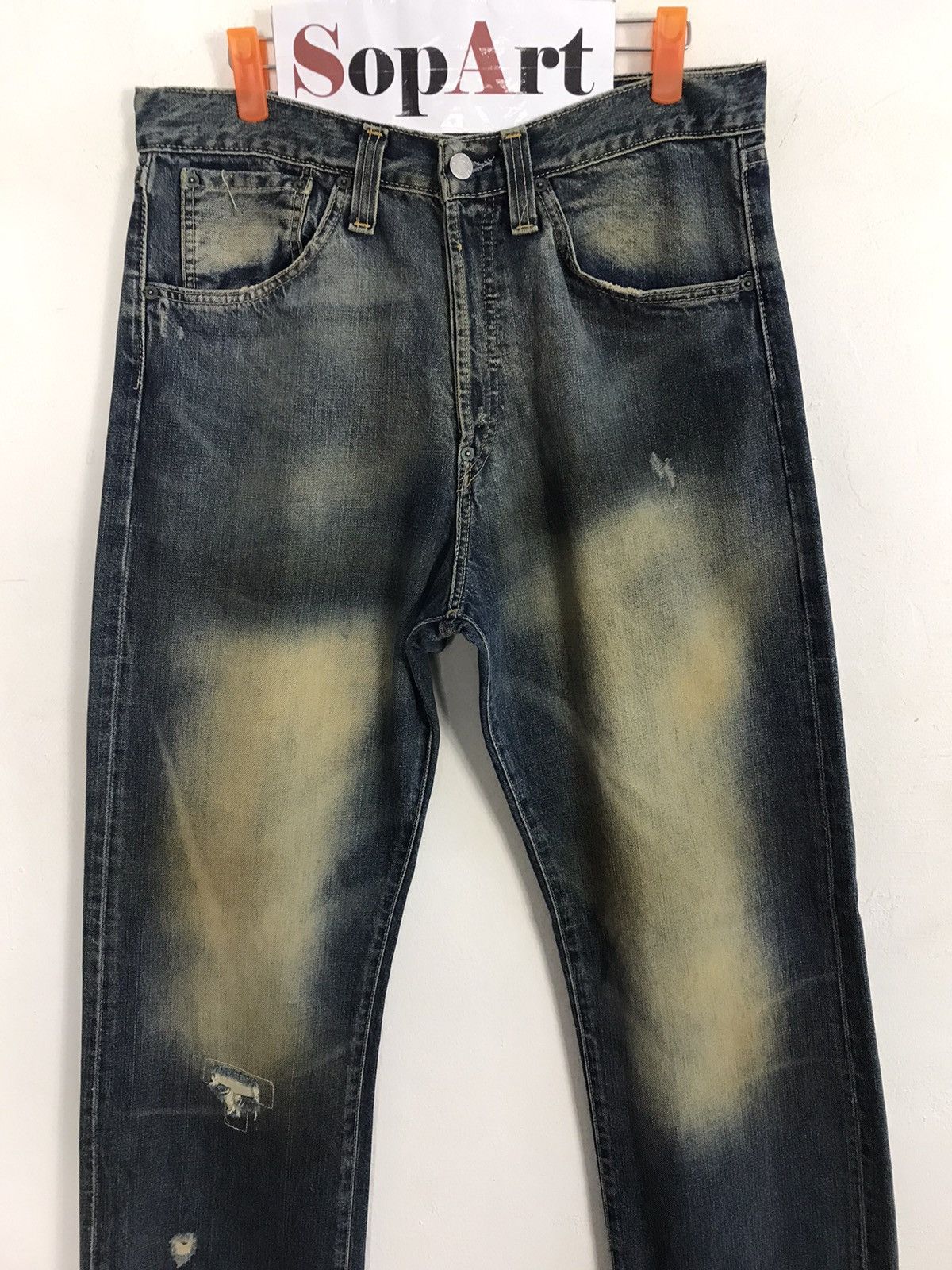 Levi's × Vintage Vintage Levi’s Distressed Design Buckle Back Denim Jeans Size US 33 - 3 Thumbnail