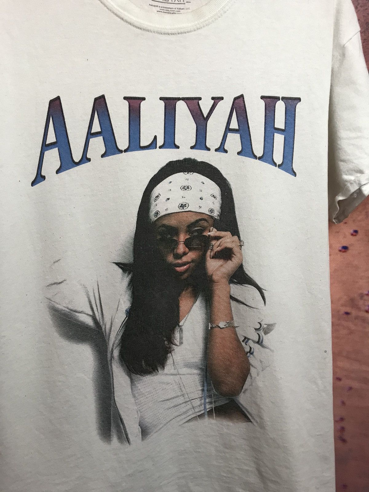 Band Tees AAliyah vintage streetwear band tee Size US S / EU 44-46 / 1 - 3 Thumbnail