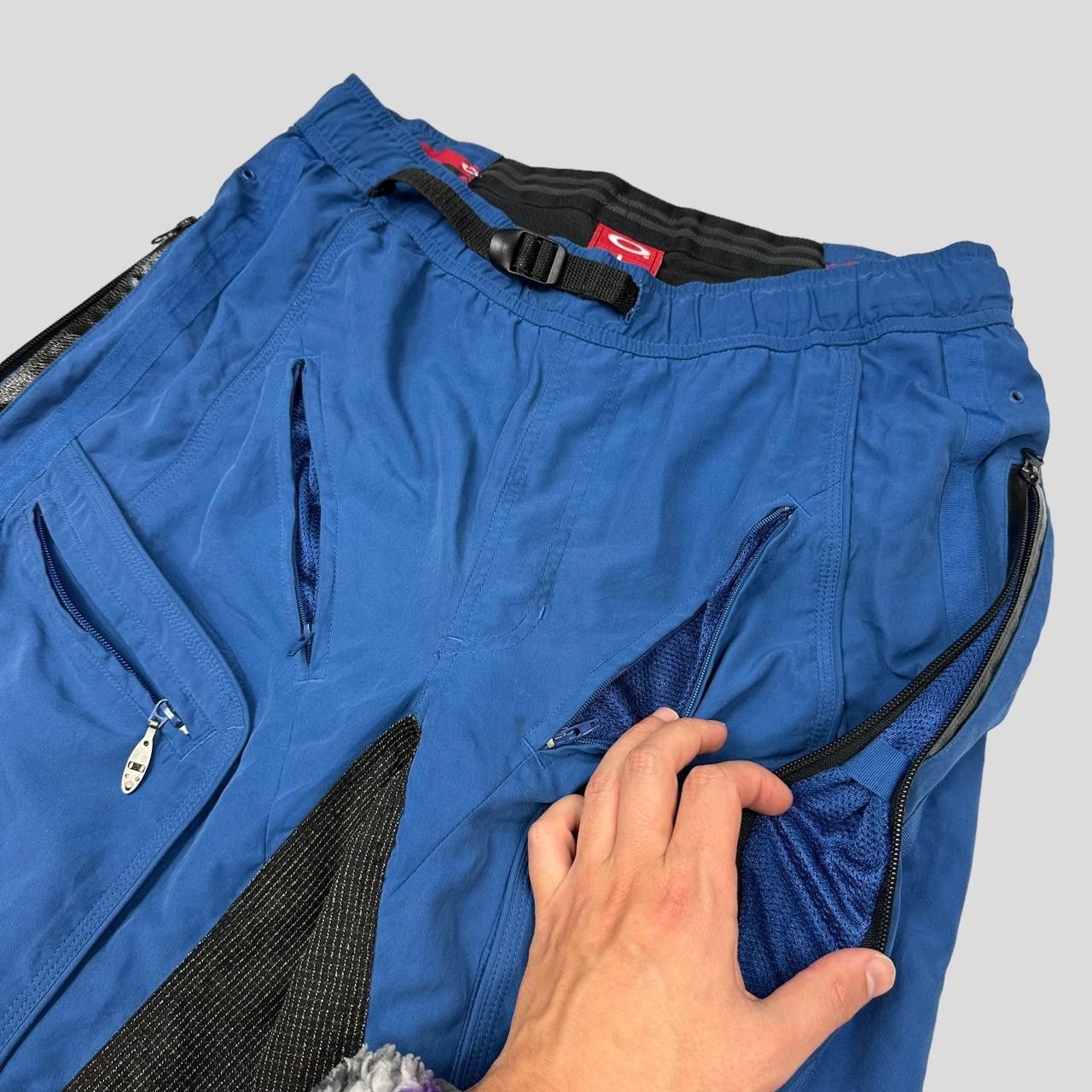 Oakley Oakley 00’s Ventilated Multipocket Shorts - 32-36 Size US 34 / EU 50 - 2 Thumbnail