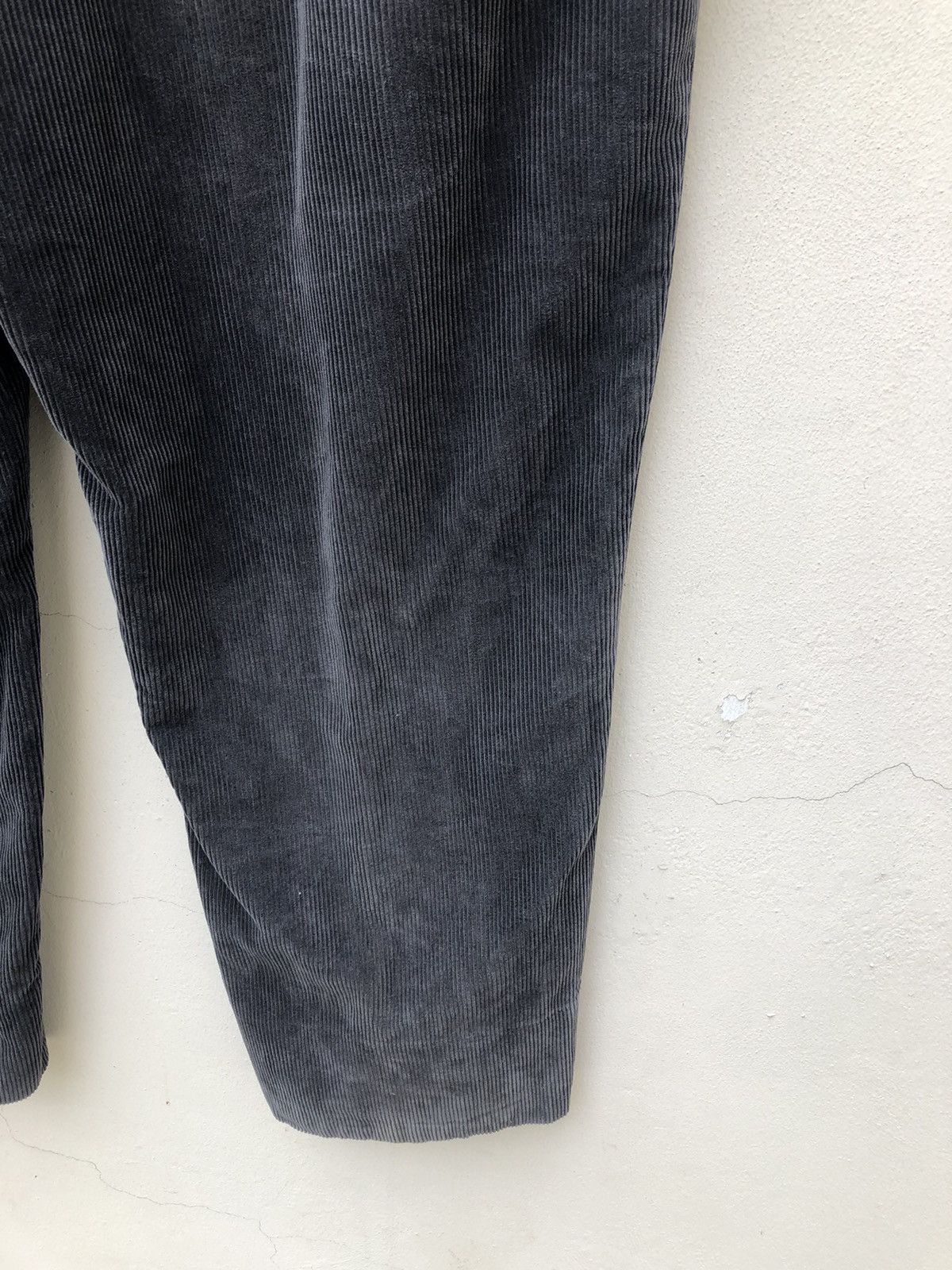 Burberry Burberry London Faded Baggy Corduroy Trouser Pant Size US 36 / EU 52 - 14 Thumbnail