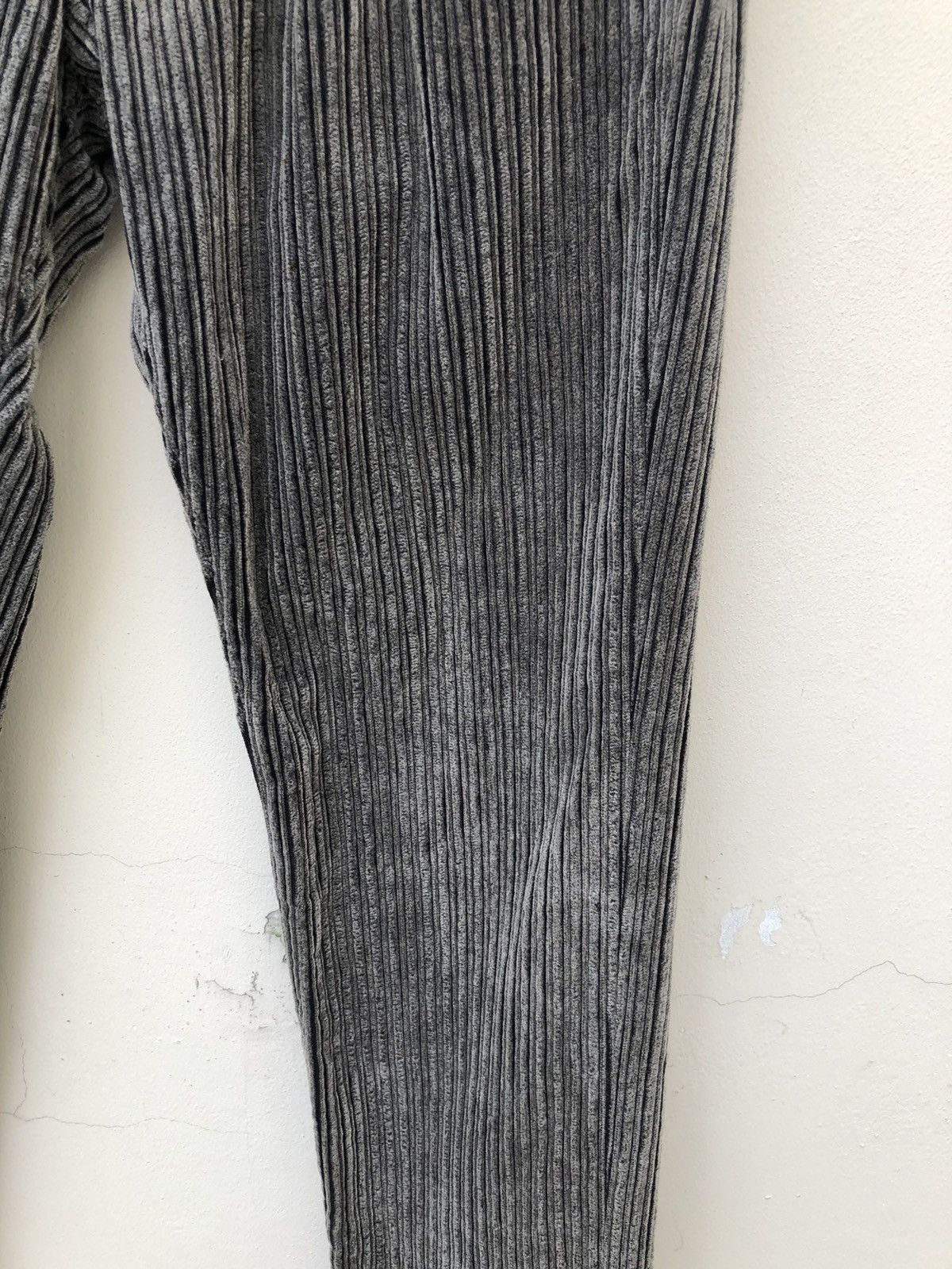 Paul Smith Vintage Paul Smith Jeans Grey Striped Corduroy Pant Size US 31 - 8 Thumbnail