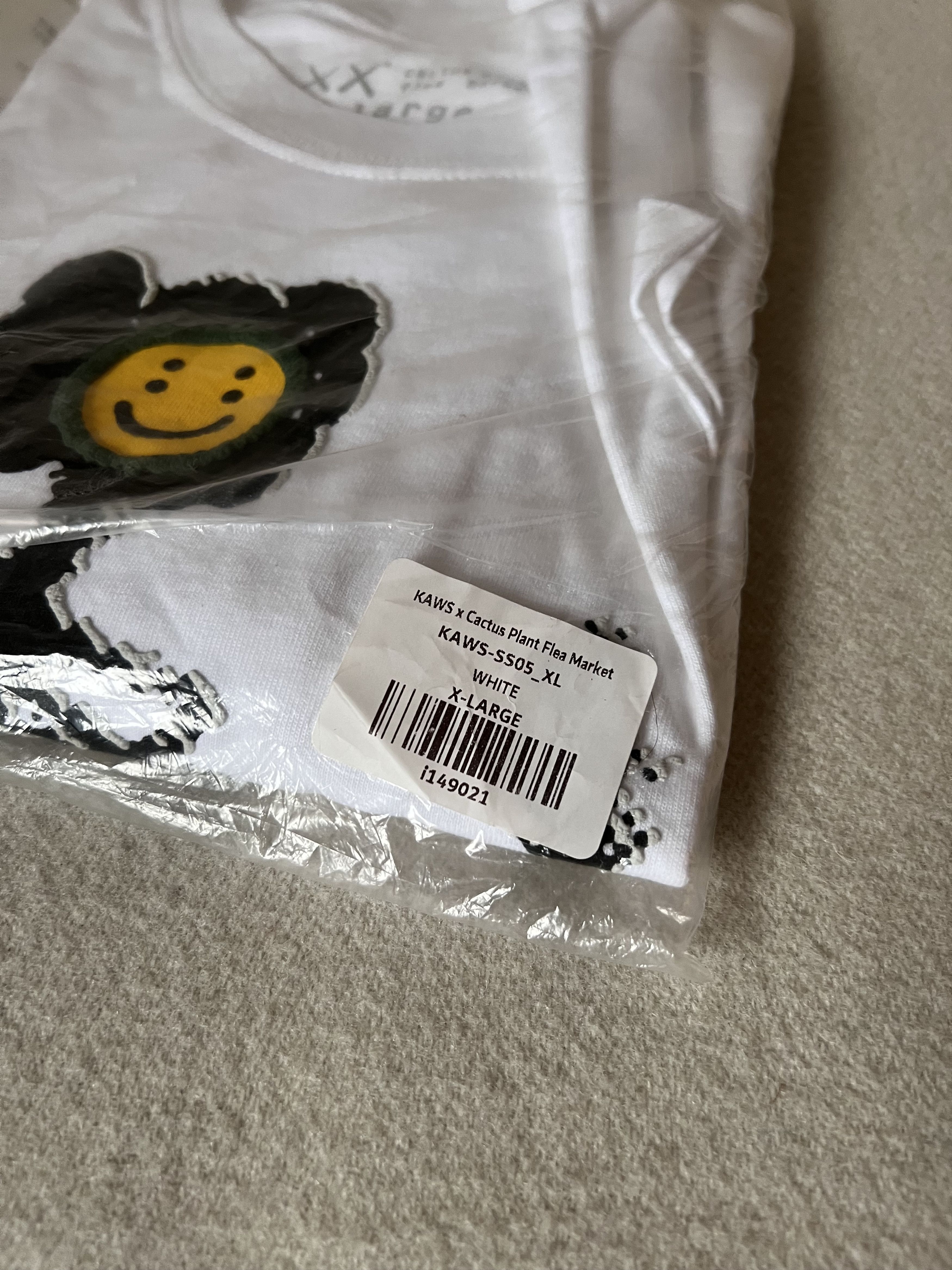 Cactus Plant Flea Market × Kaws KAWS Cactus Plant Flea Market Tee in White Size US XL / EU 56 / 4 - 3 Thumbnail