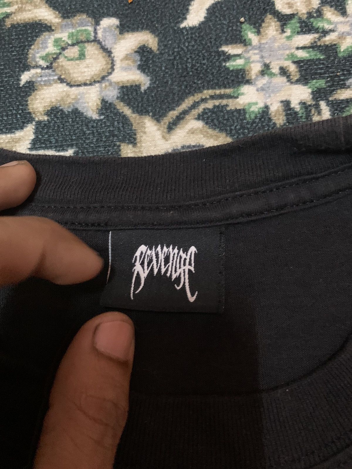 Revenge Revenge stokeley tour Size US M / EU 48-50 / 2 - 8 Thumbnail