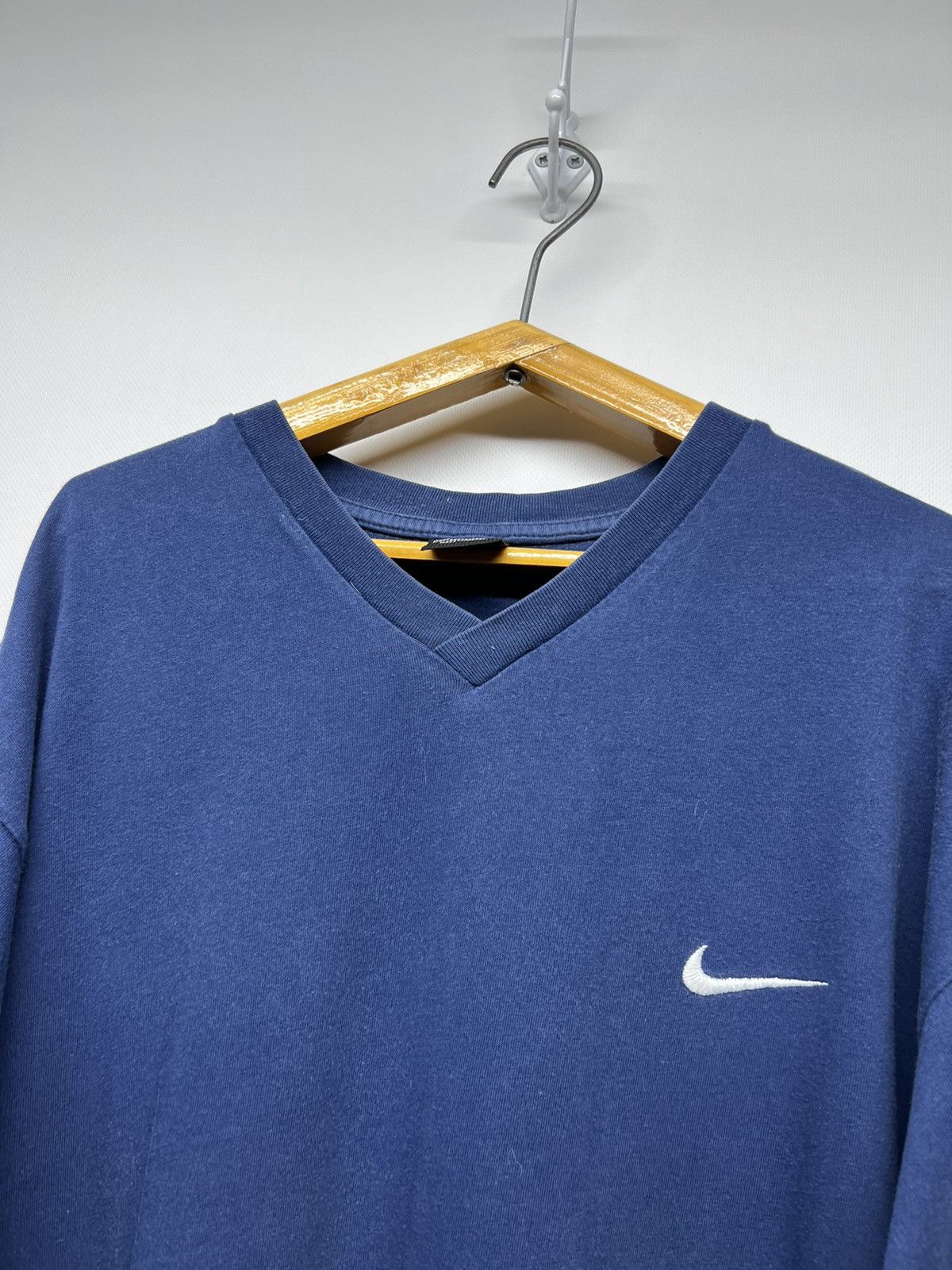 Nike × Vintage Vintage Y2k Nike 💙 Mini Swoosh T-Shirt 90’s Size US M / EU 48-50 / 2 - 3 Thumbnail