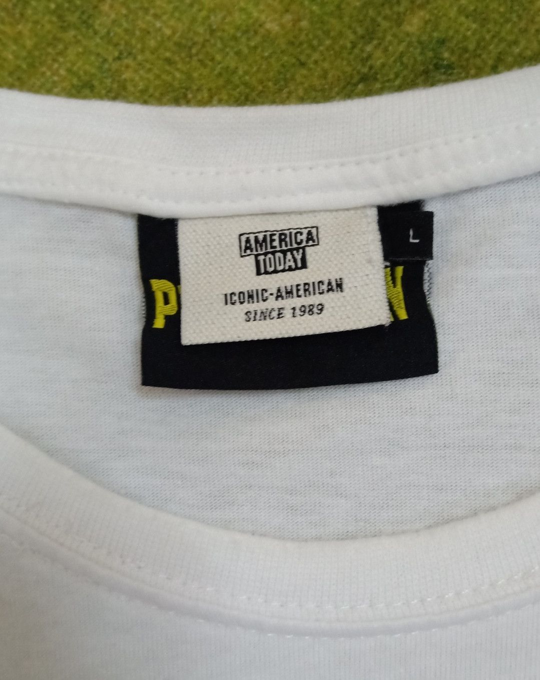 basketcase gallery Authentic Pulp Fiction Movie T-shirt Size US L / EU 52-54 / 3 - 9 Thumbnail