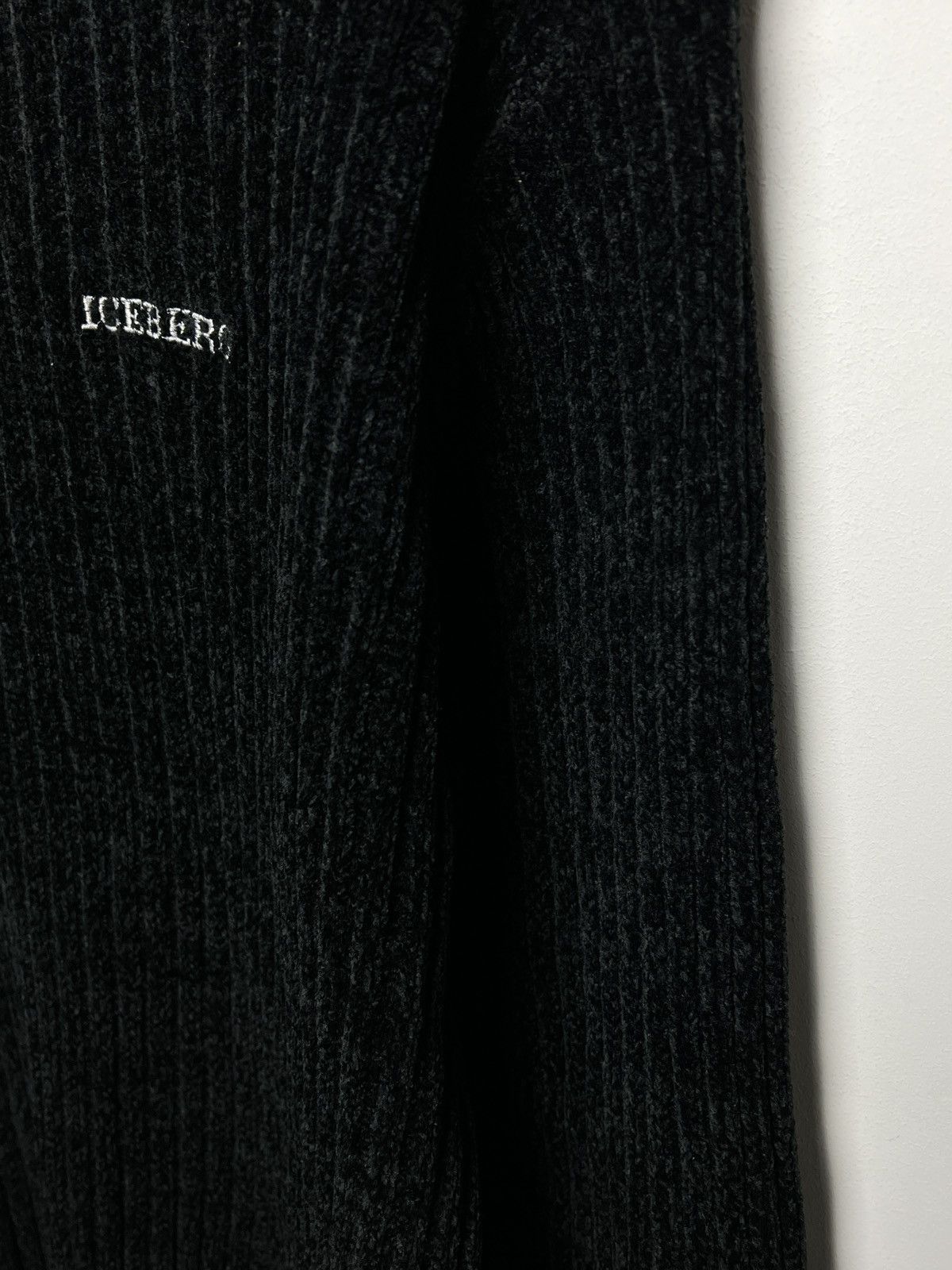 Iceberg iceberg y2k chenille moc neck archive sweater Size US L / EU 52-54 / 3 - 4 Thumbnail