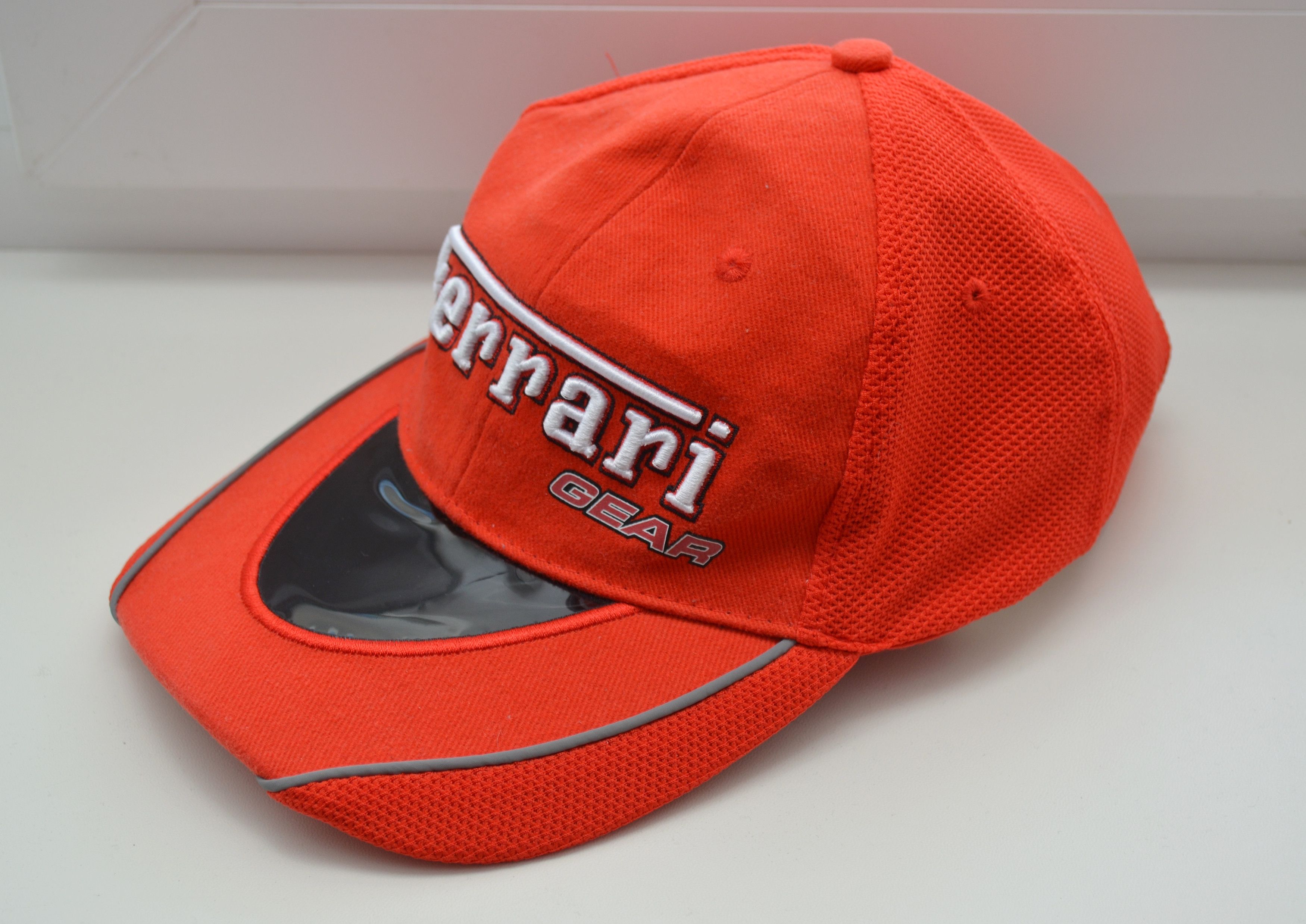 Ferrari × Vintage Ferrari Gear Red Vintage Authentic Visor Cap Size ONE SIZE - 4 Thumbnail