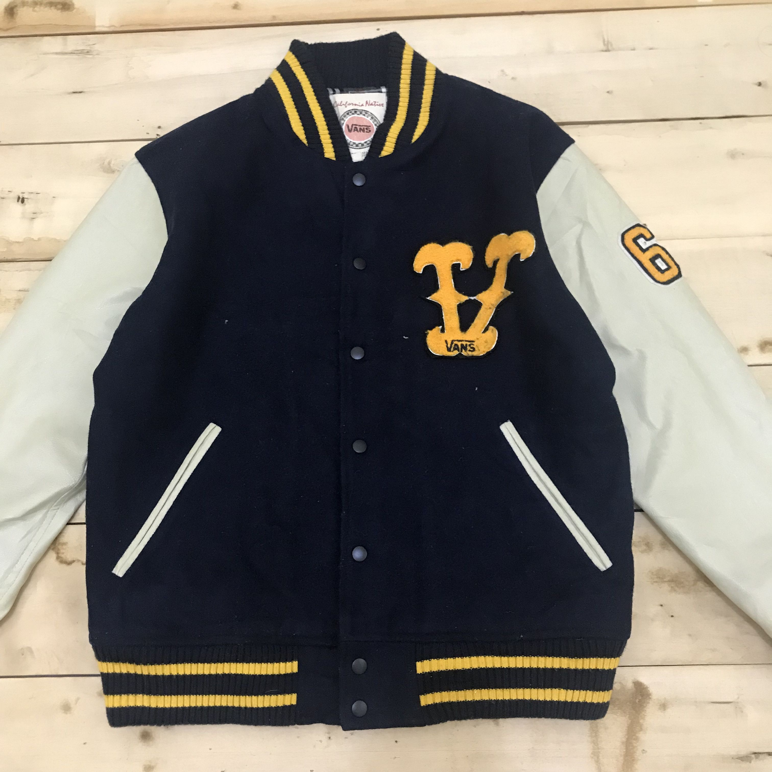 Vans Z108 VTG VANS NOVA CHECK SKATE ROOTS VARSITY JACKET Size US M / EU 48-50 / 2 - 4 Thumbnail