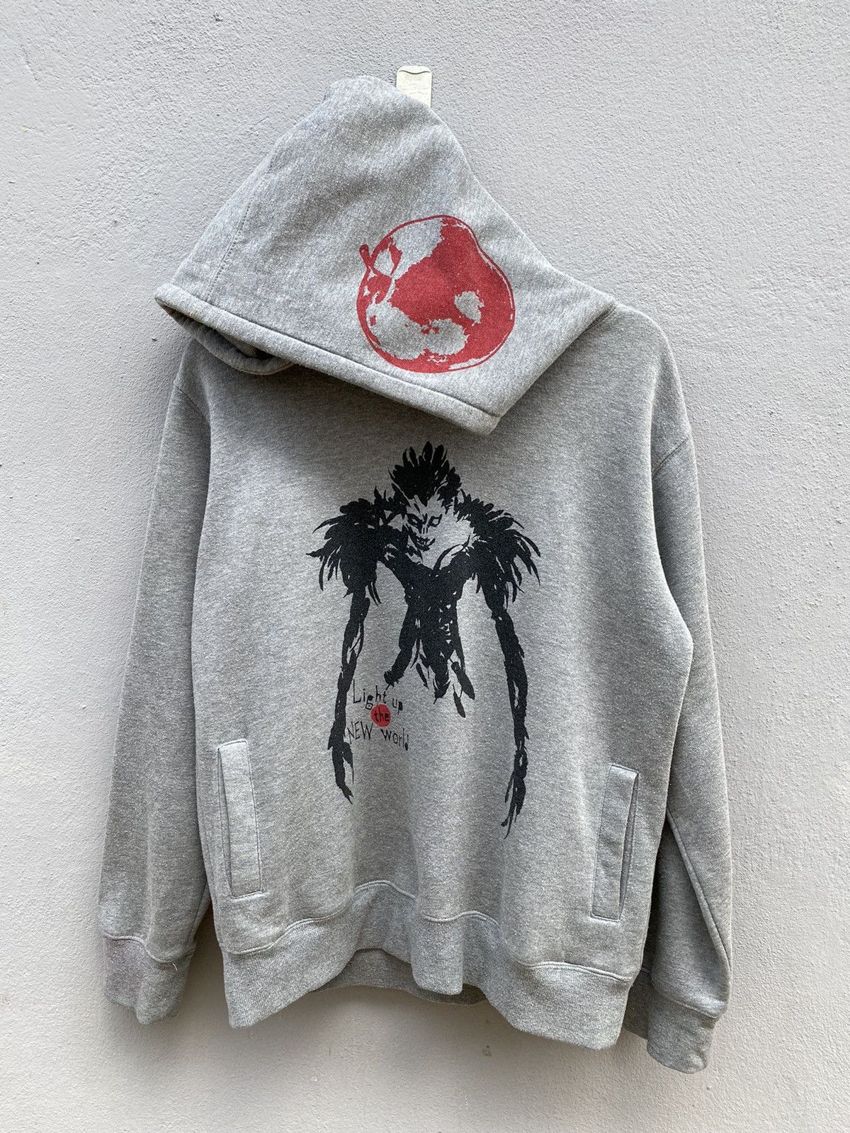 Anime 💥RARE💥 DEATH NOTE Character “RYUK” Apple🍎 Anime L Hoodie Size US L / EU 52-54 / 3 - 2 Thumbnail