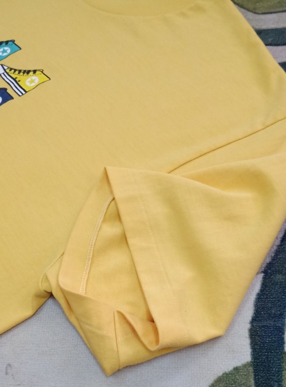 Converse × Vintage Vintage 90s Converse Yellow T-shirt Size US L / EU 52-54 / 3 - 16 Thumbnail