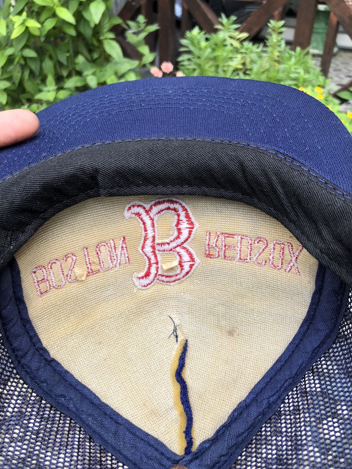 MLB VINTAGE 90’s EMBROIDERY BOSTON REDSOX TRUCKER CAP HAT Size ONE SIZE - 9 Thumbnail