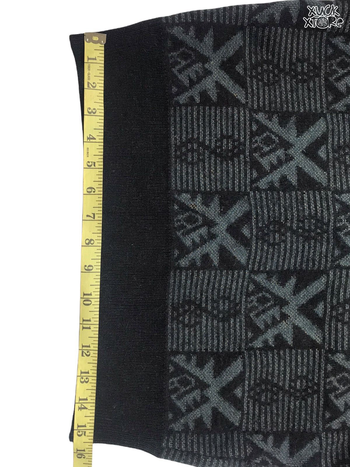 Yves Saint Laurent YSL Yves Saint Laurent Tricots Pour Homme Sweater Knitwear Size US M / EU 48-50 / 2 - 14 Thumbnail