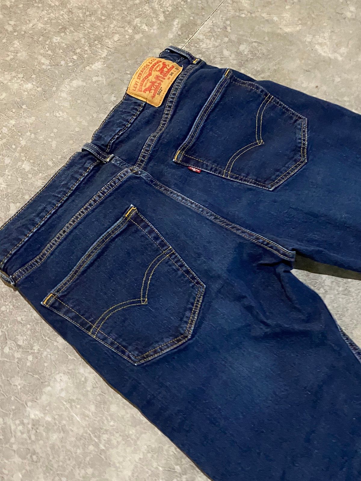 Vintage Dark Blue Levi 502 Jeans 36x32 Size US 36 / EU 52 - 7 Thumbnail